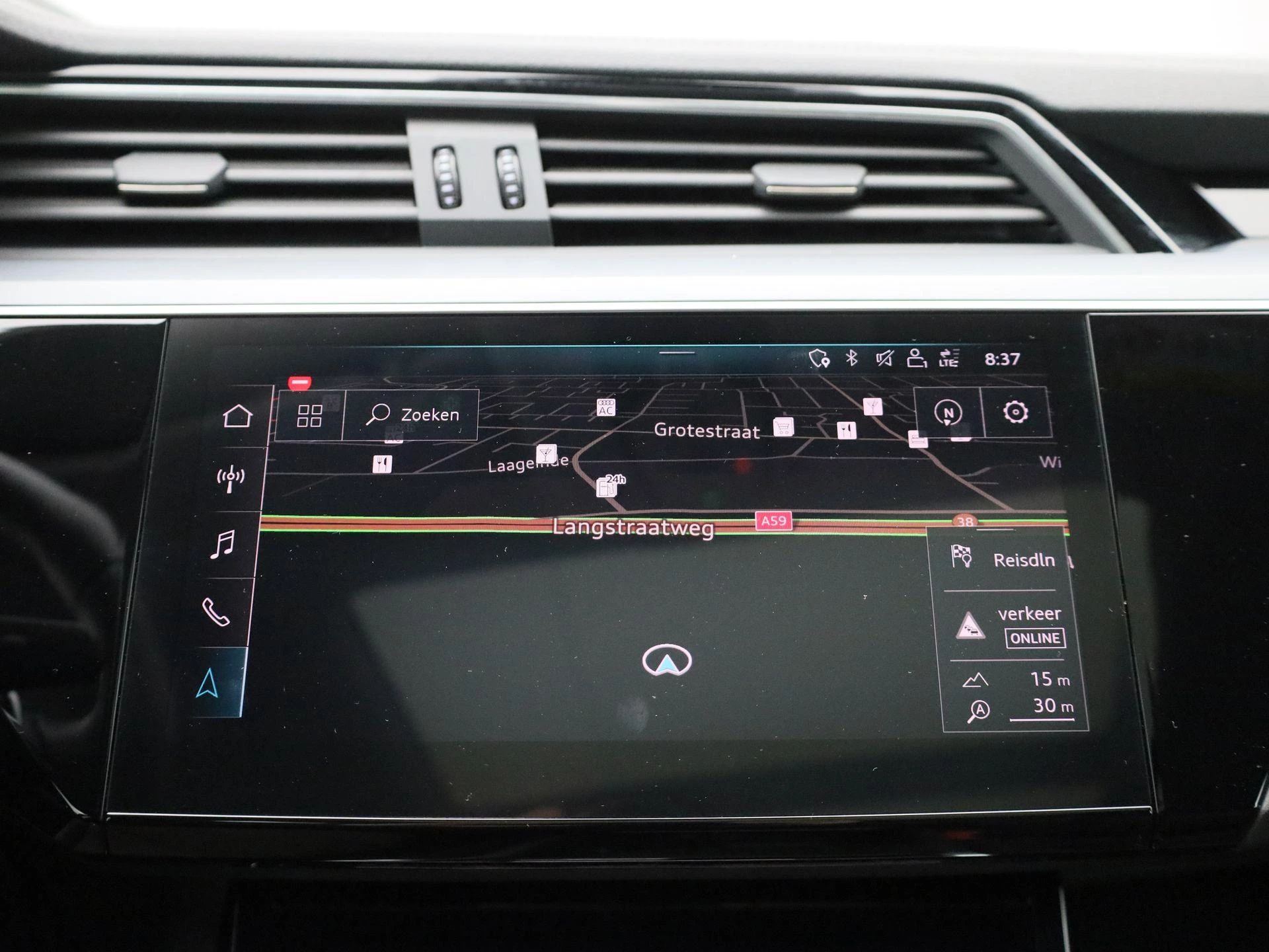 Audi-e-tron-image-16