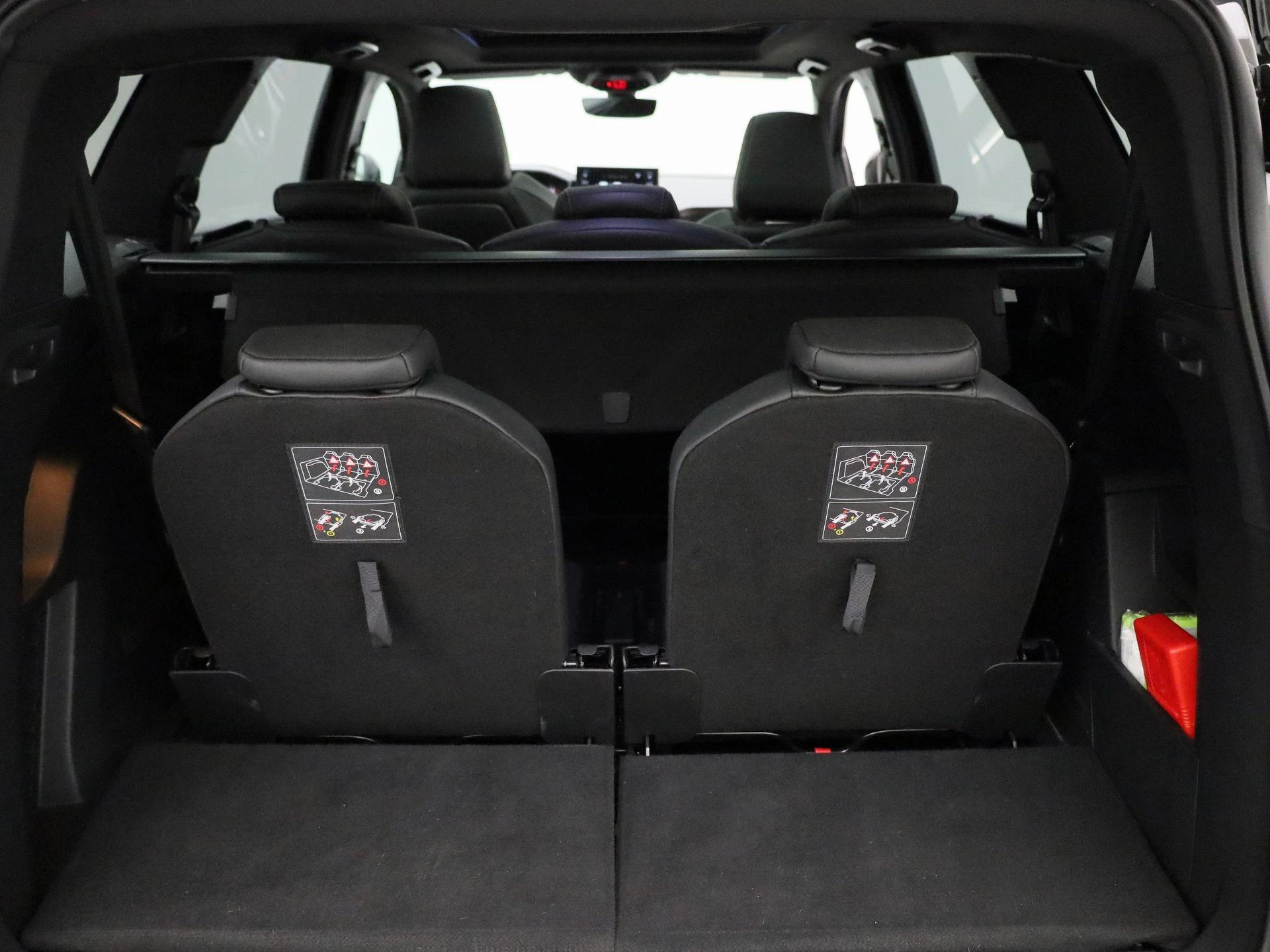 Peugeot-5008-image-12