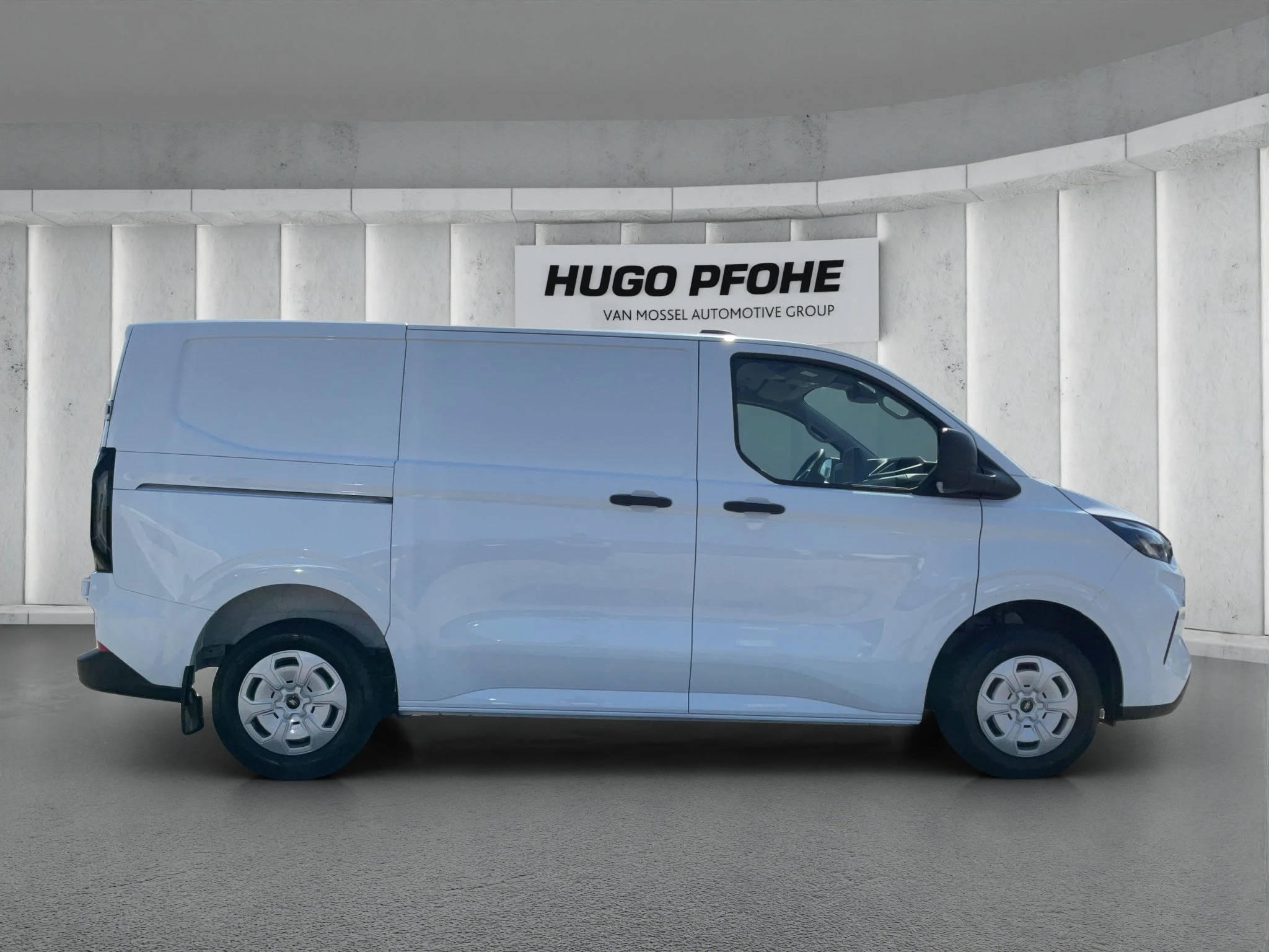 Ford-Transit Custom-image-5
