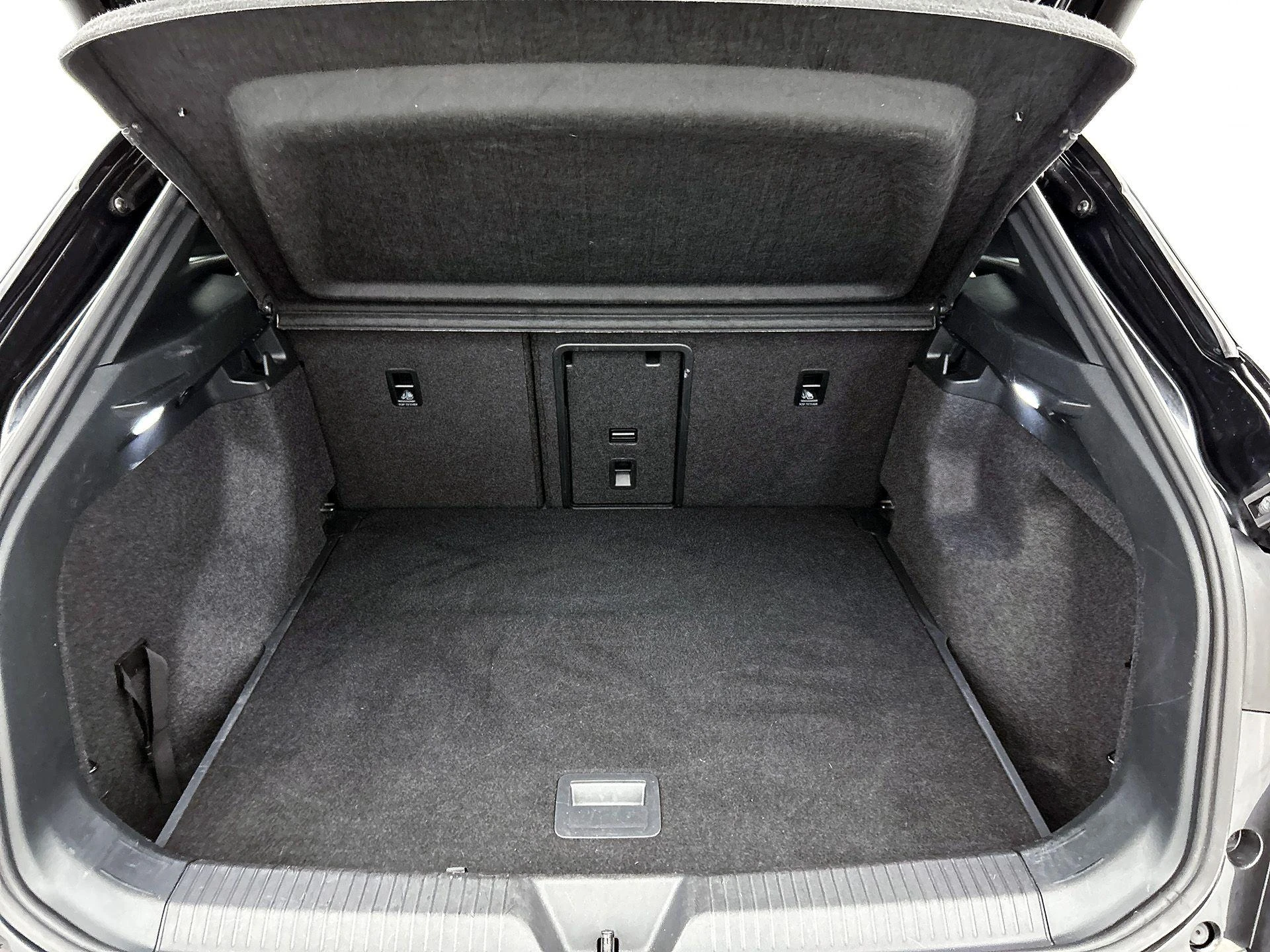 Volkswagen-ID.4-image-34