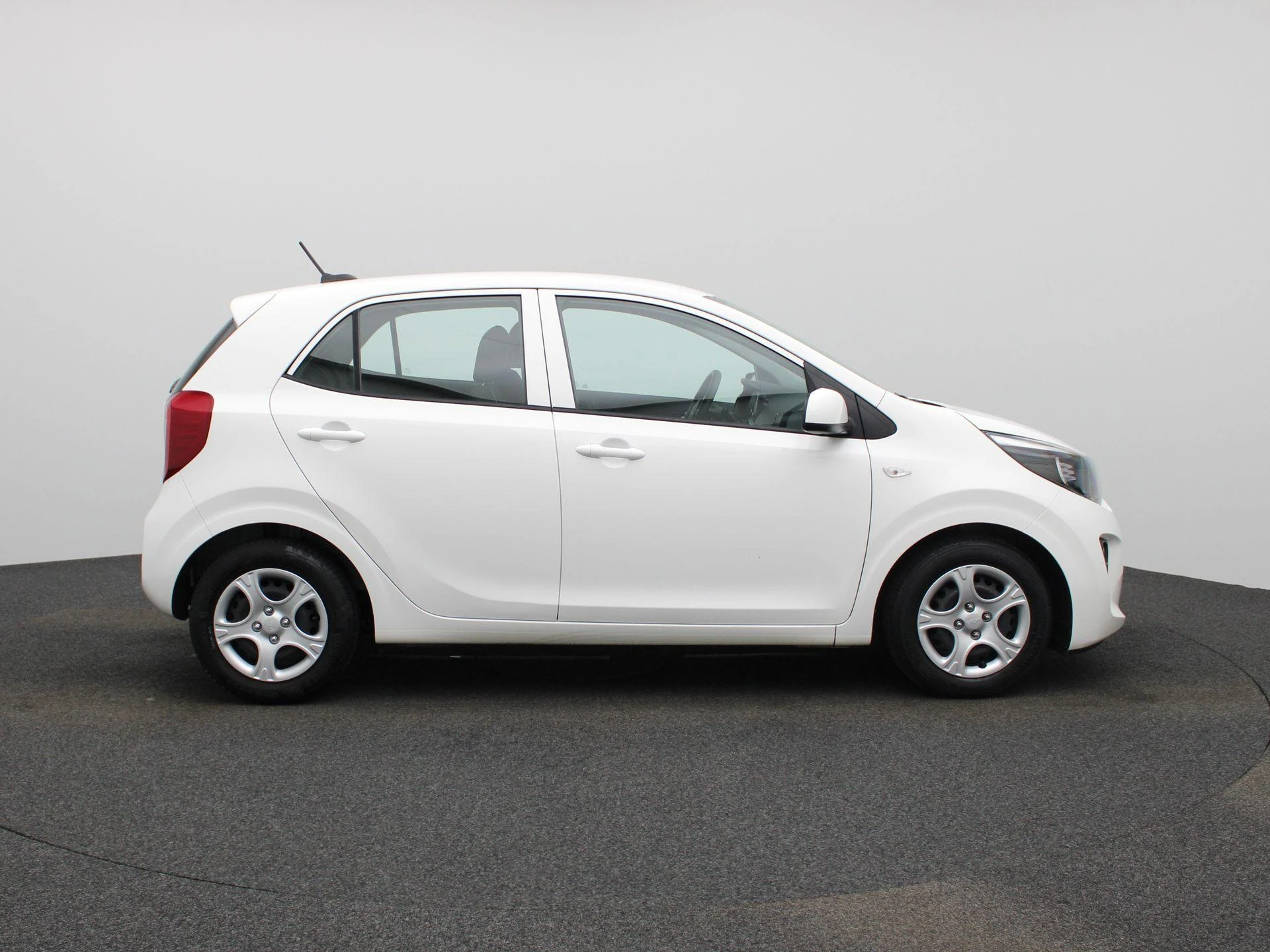 Kia-Picanto-image-7