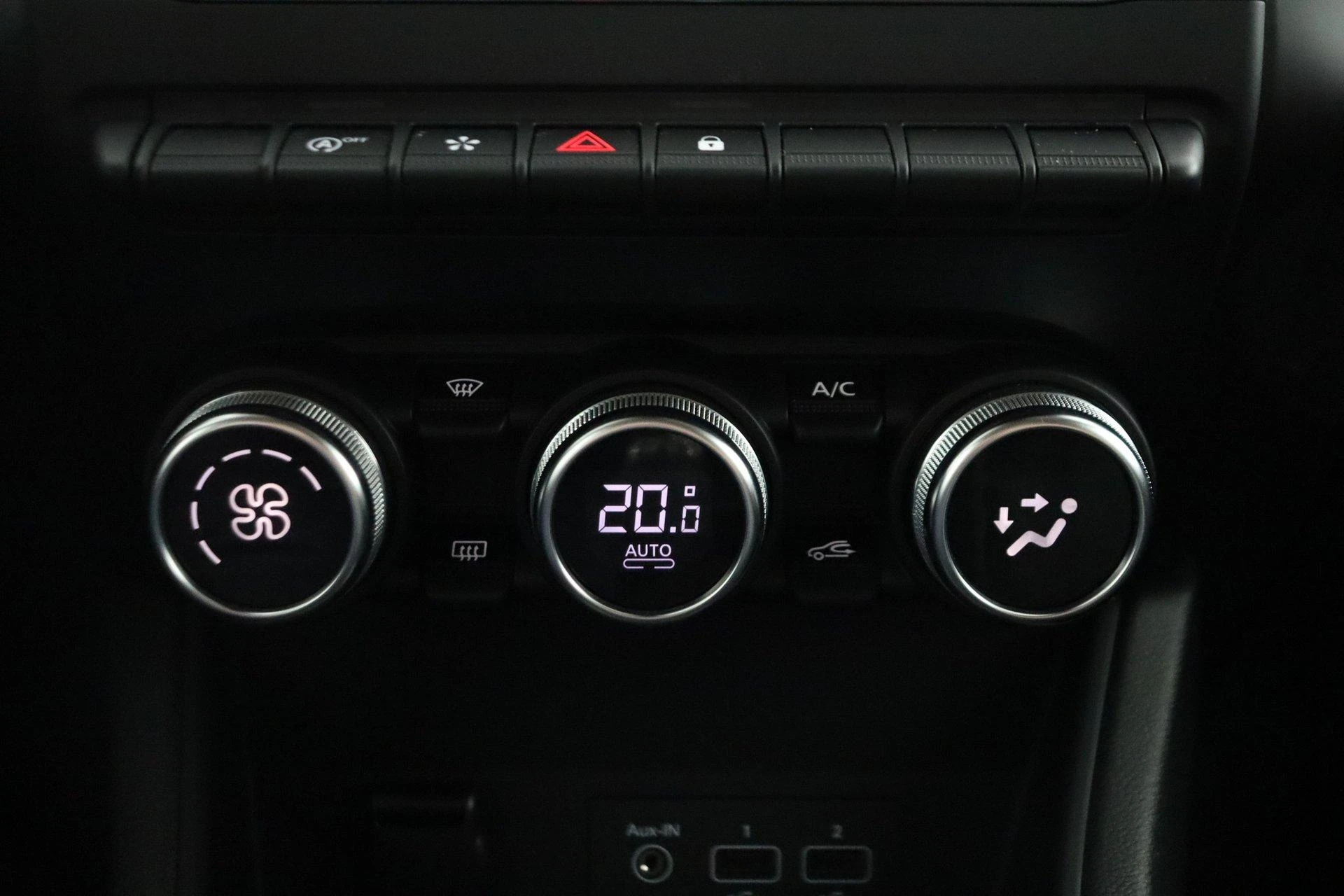 Renault-Captur-image-10