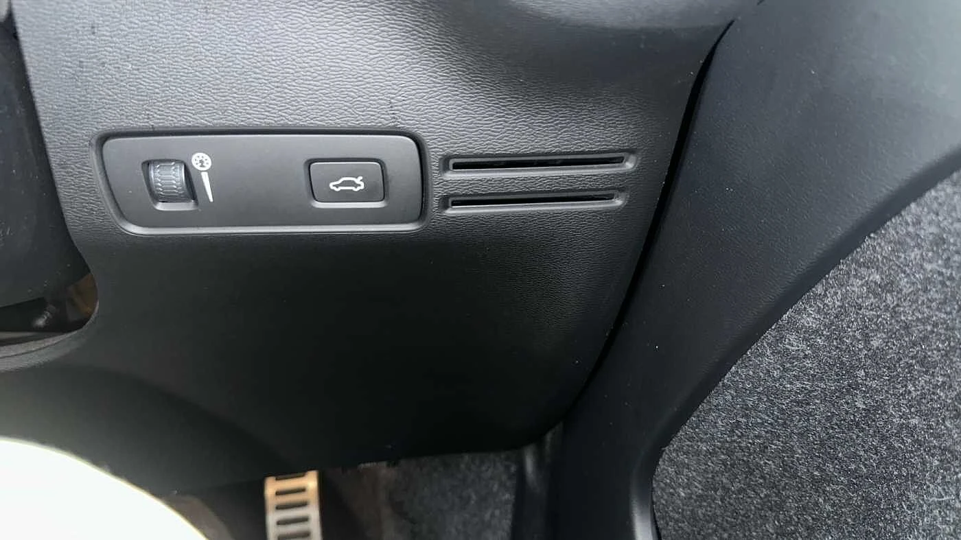 Volvo-XC40-image-20