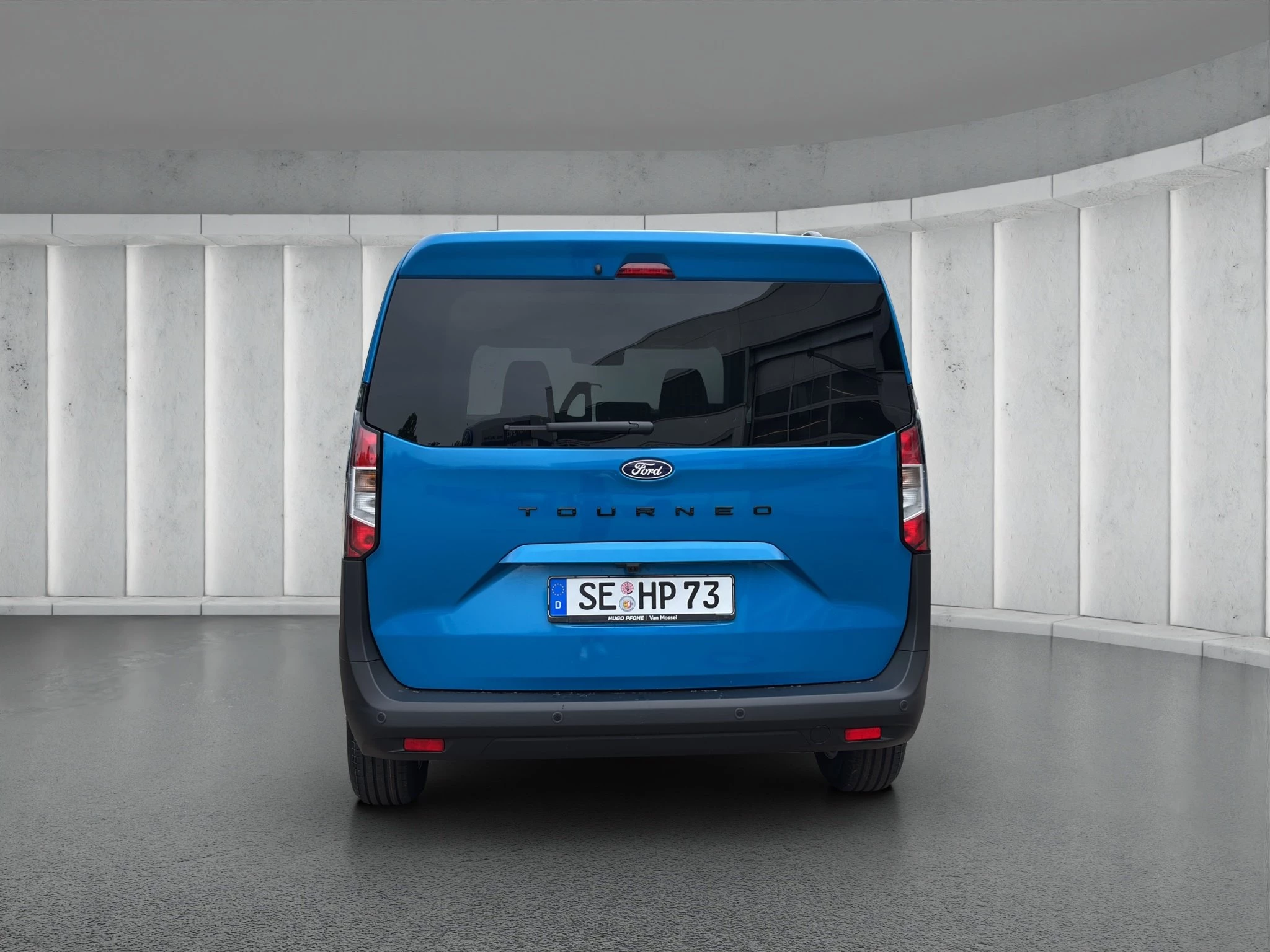 Ford Tourneo Courier Titanium 1.0 EcoBoost 92 kW Auto Kompaktvan. 5-türig