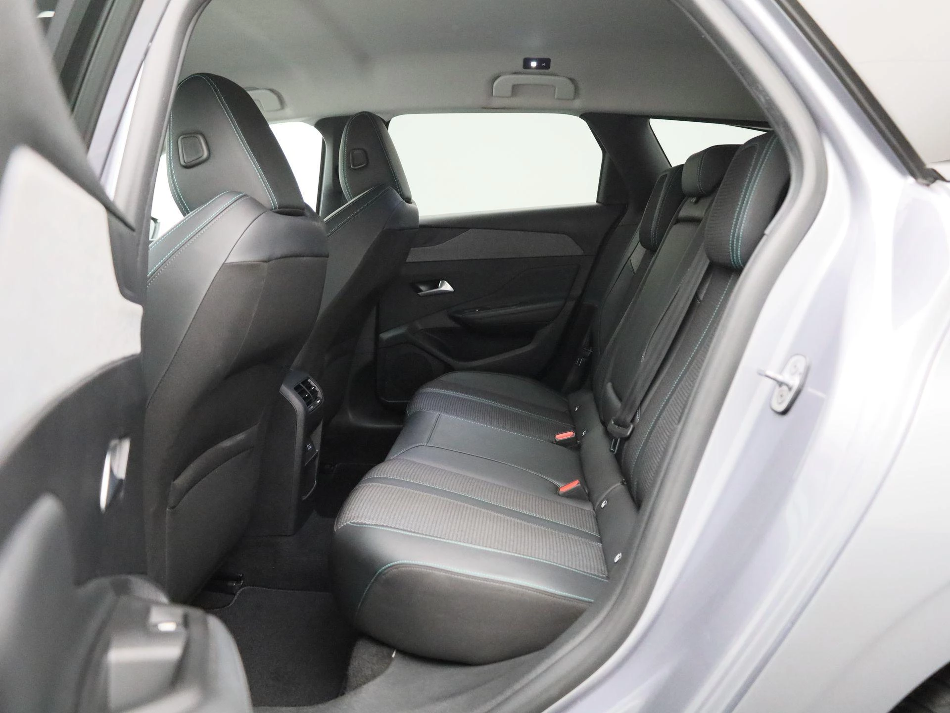 Peugeot-308-image-11