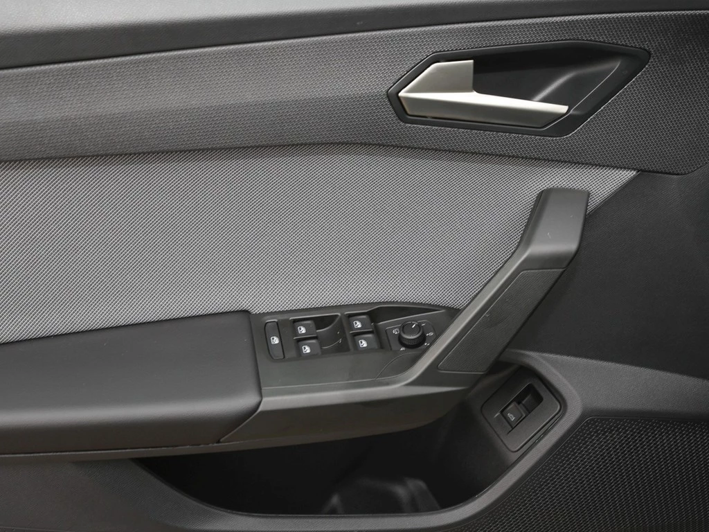 SEAT Leon Sportstourer RE 1.5eTSI 7-Gang-DSG SAL