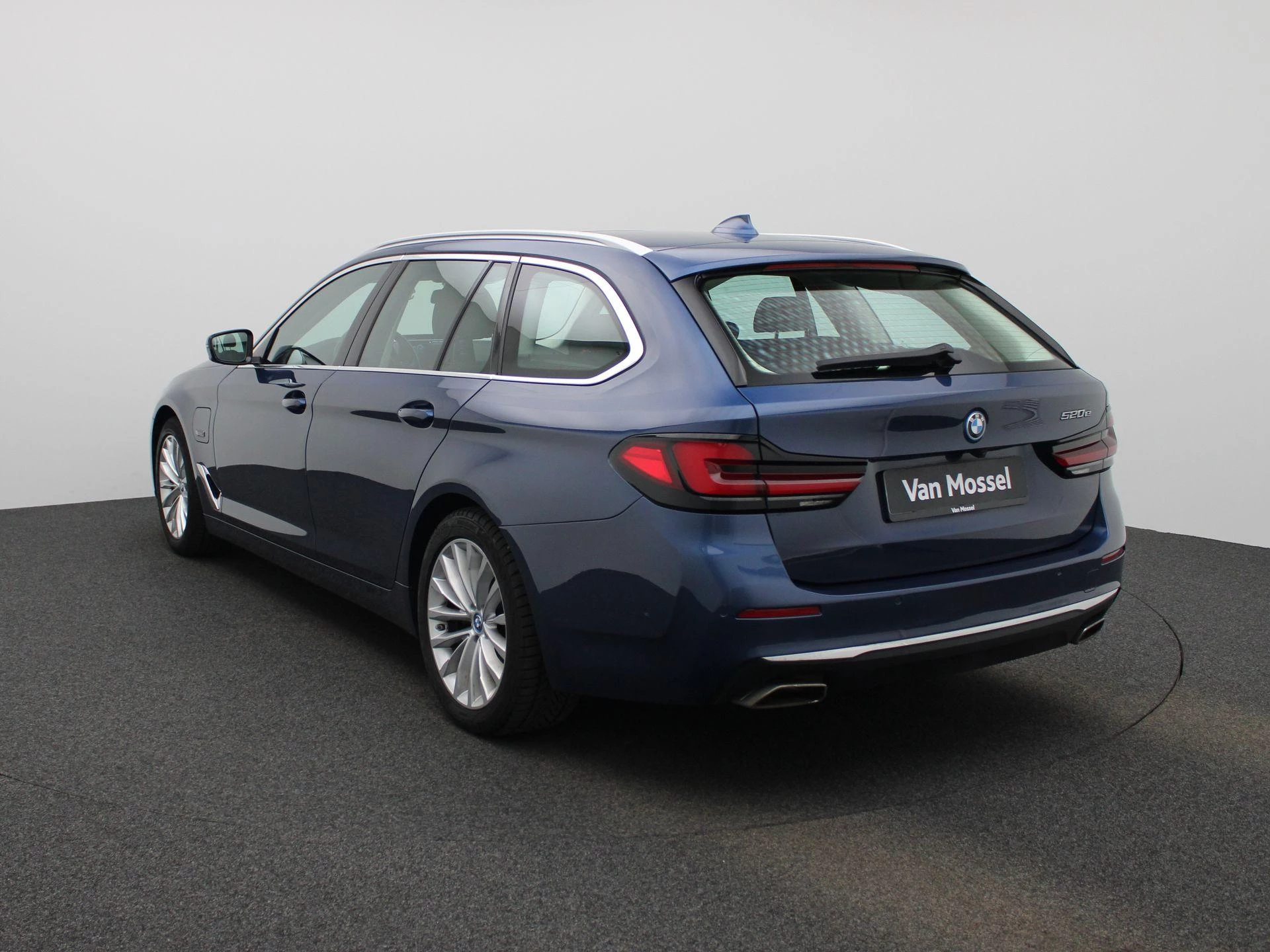 BMW-5 Serie-image-1