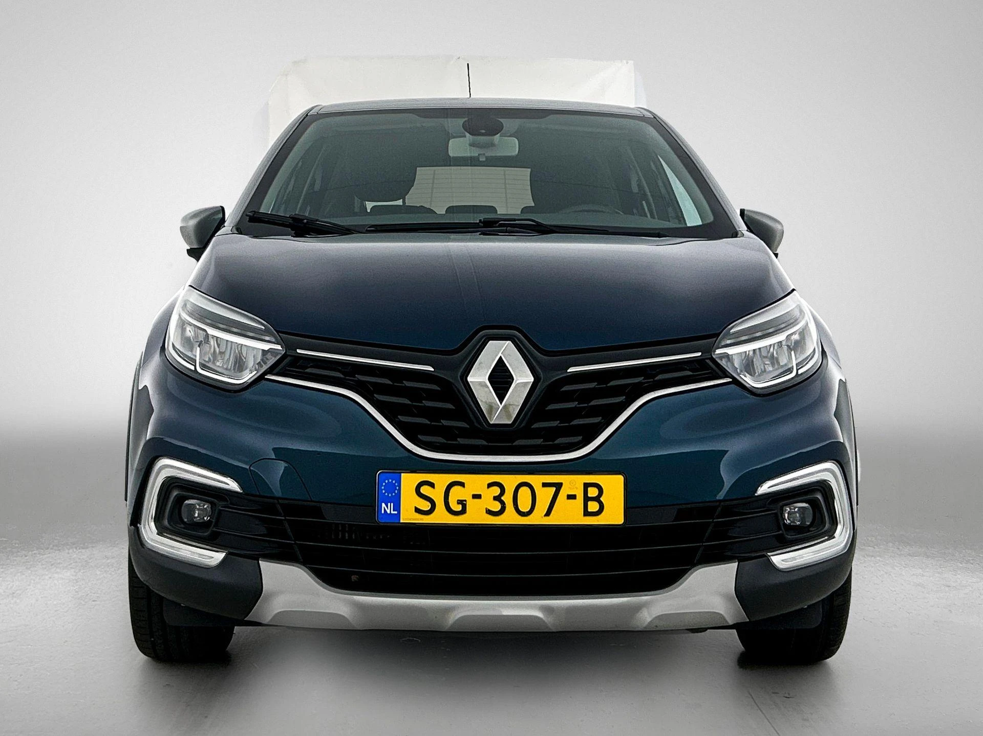 Renault-Captur-image-4
