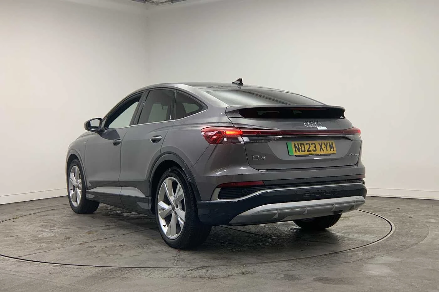 Audi-Q4 Sportback e-tron-image-2