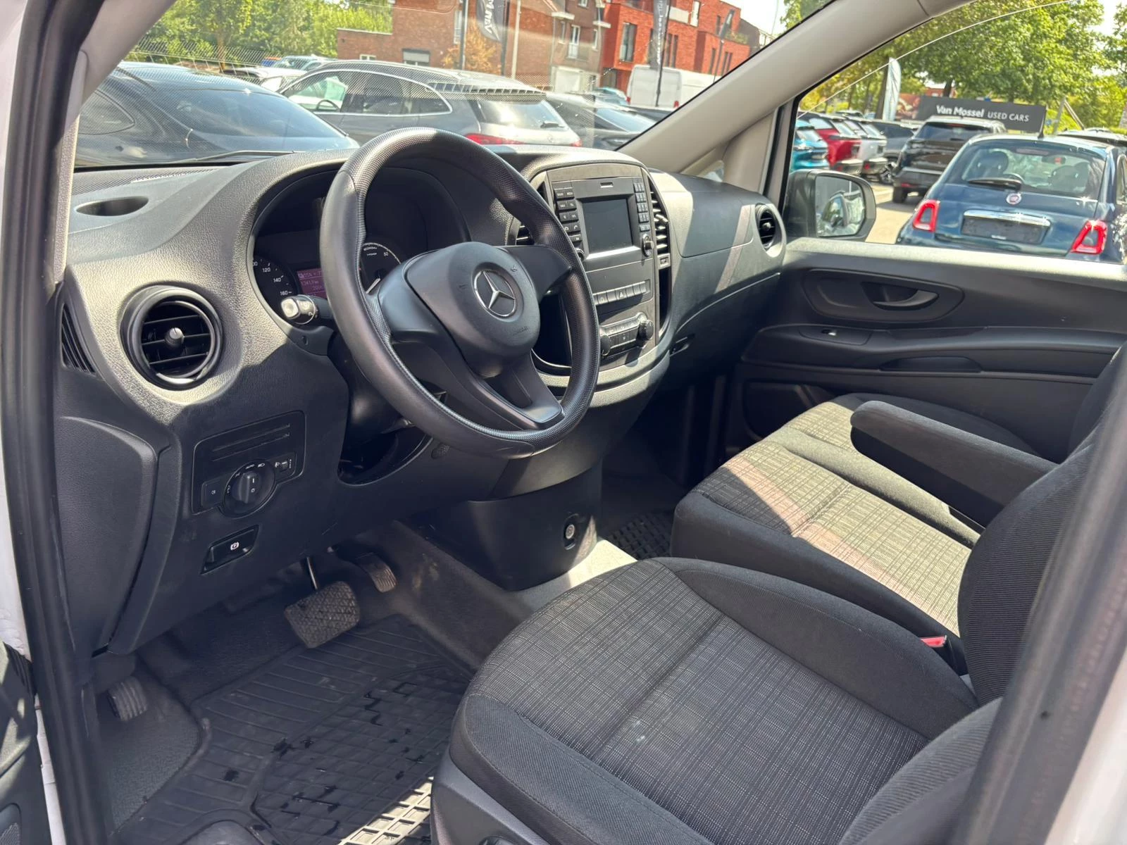 Mercedes-Benz eVito L2