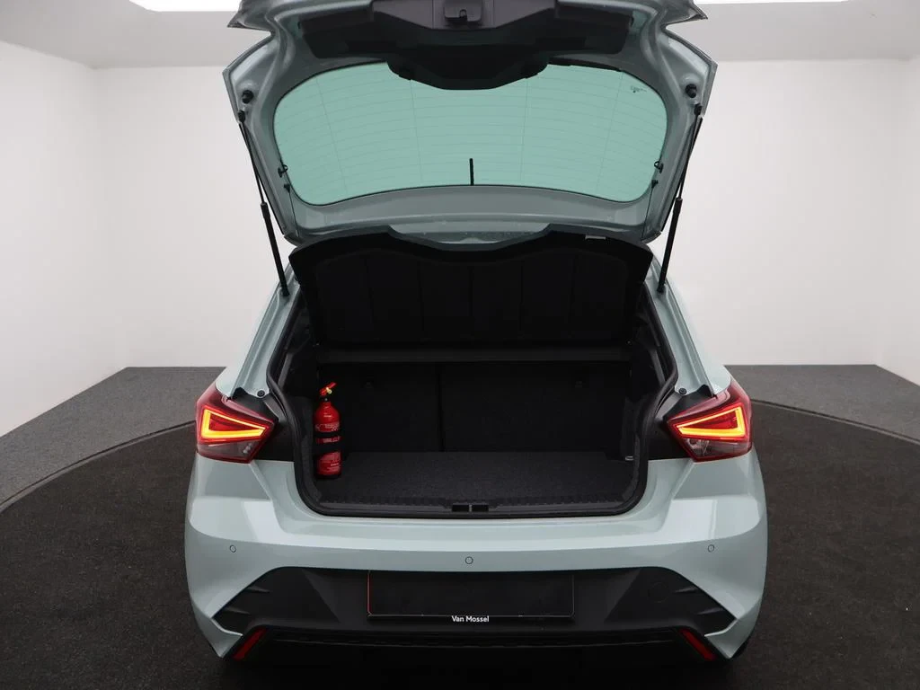 SEAT-Ibiza-image-12