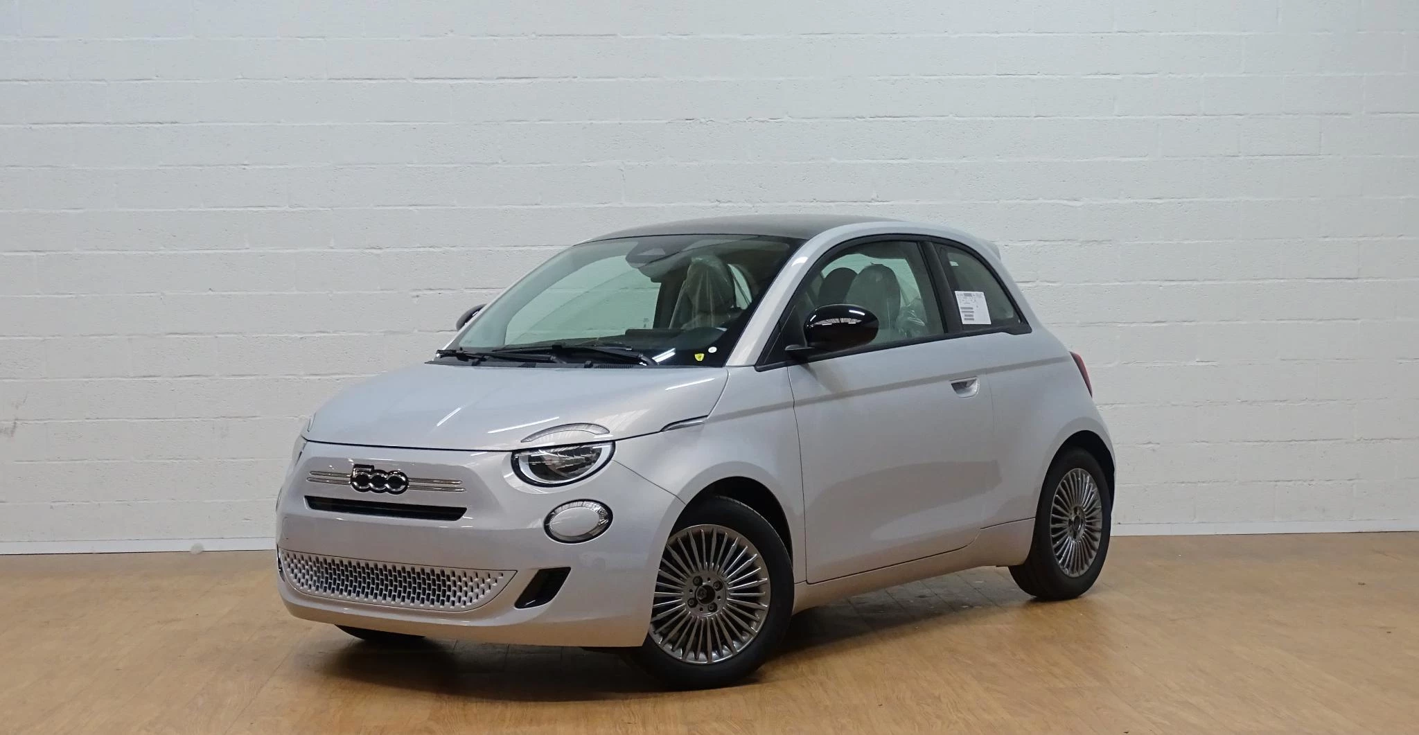 Fiat 500 1.0 Hybrid 48kW ICON