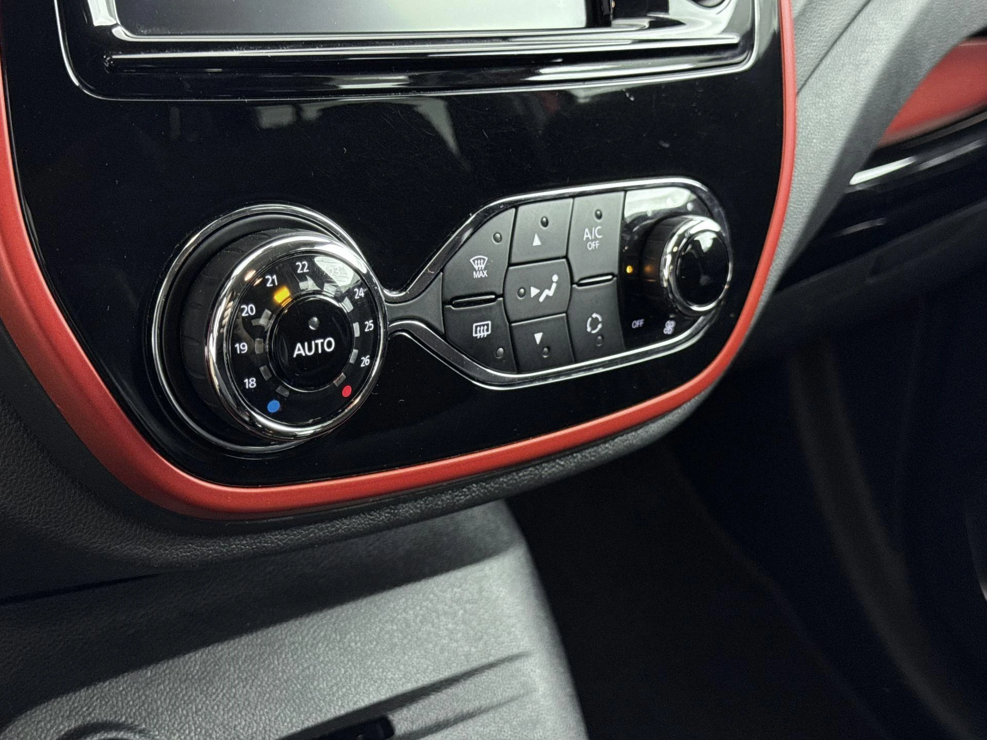 Renault-Captur-image-18