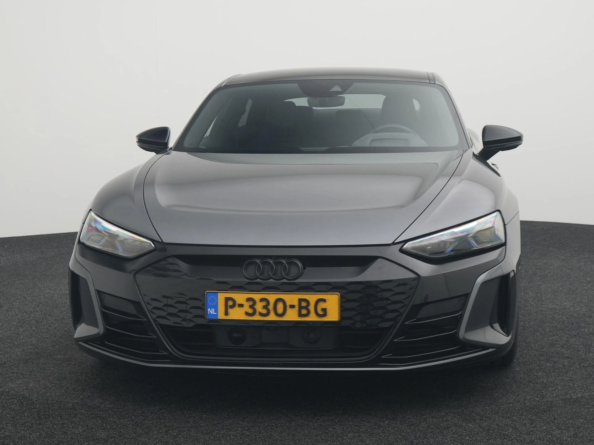 Audi-e-tron GT-image-2