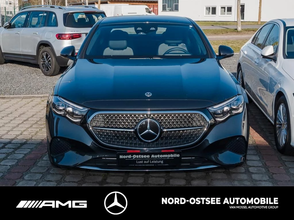 Mercedes-Benz E-Klasse 300 de AVANTGARDE ADV.+ DIG.-LIGHT 360° MEMORY AVANTGARDEW214 E 300 de AVANTGARDE ADV.+ DIG.-LIGHT 360° MEMORY AVANTGARDE