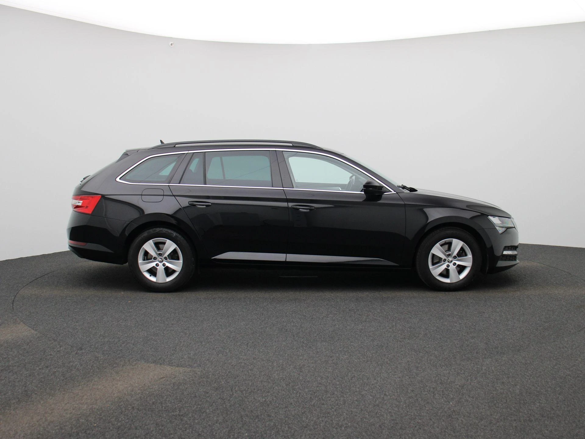 Škoda-Superb-image-6