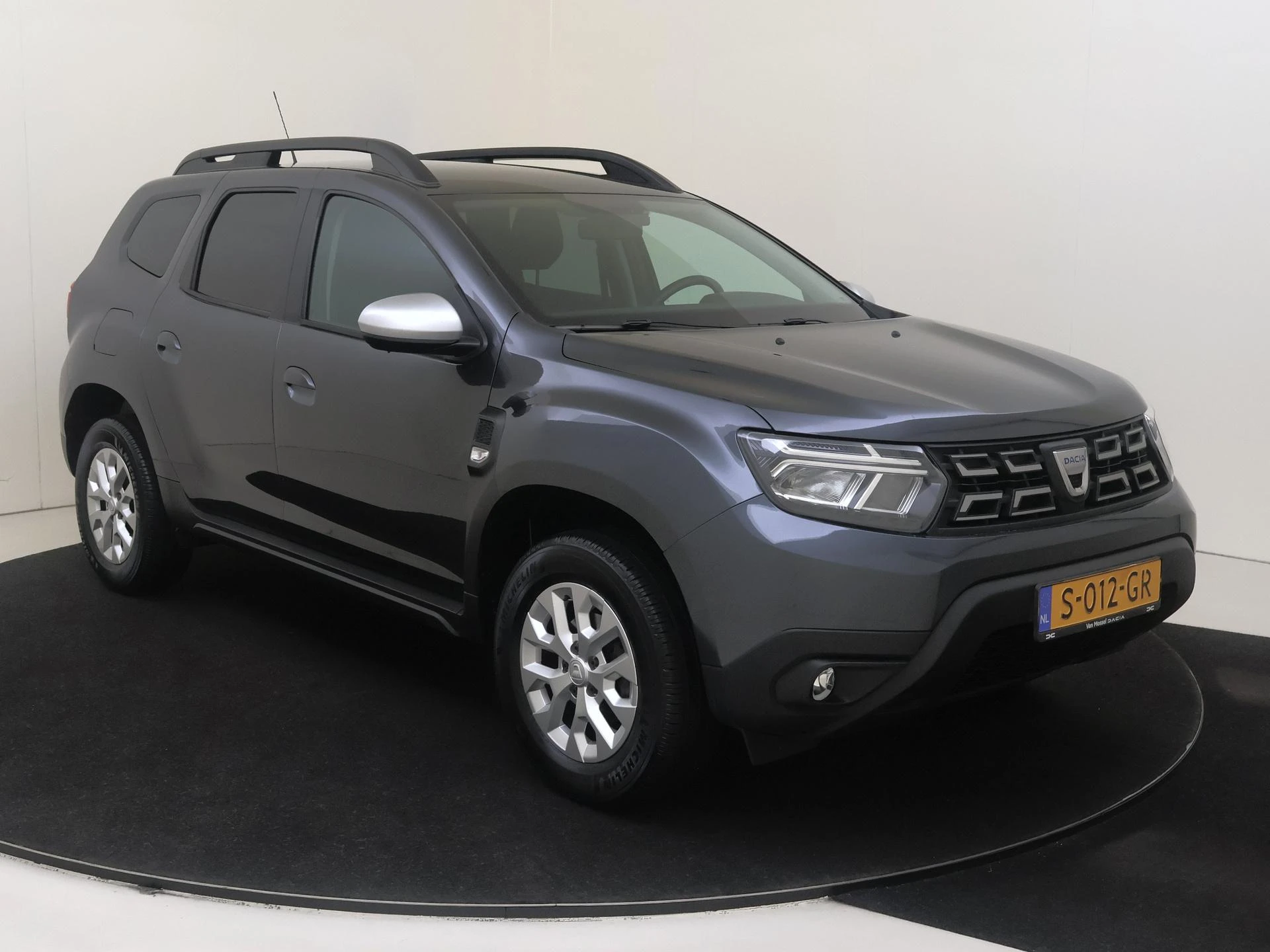 Dacia-Duster-image-1