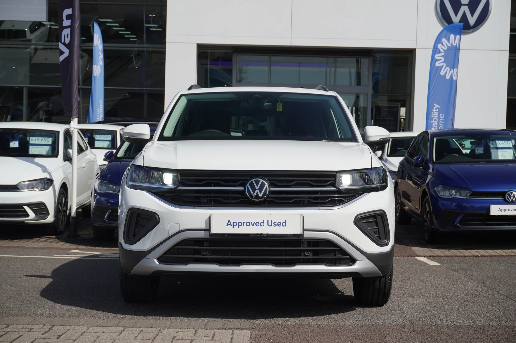 Volkswagen-T-Cross-image-6