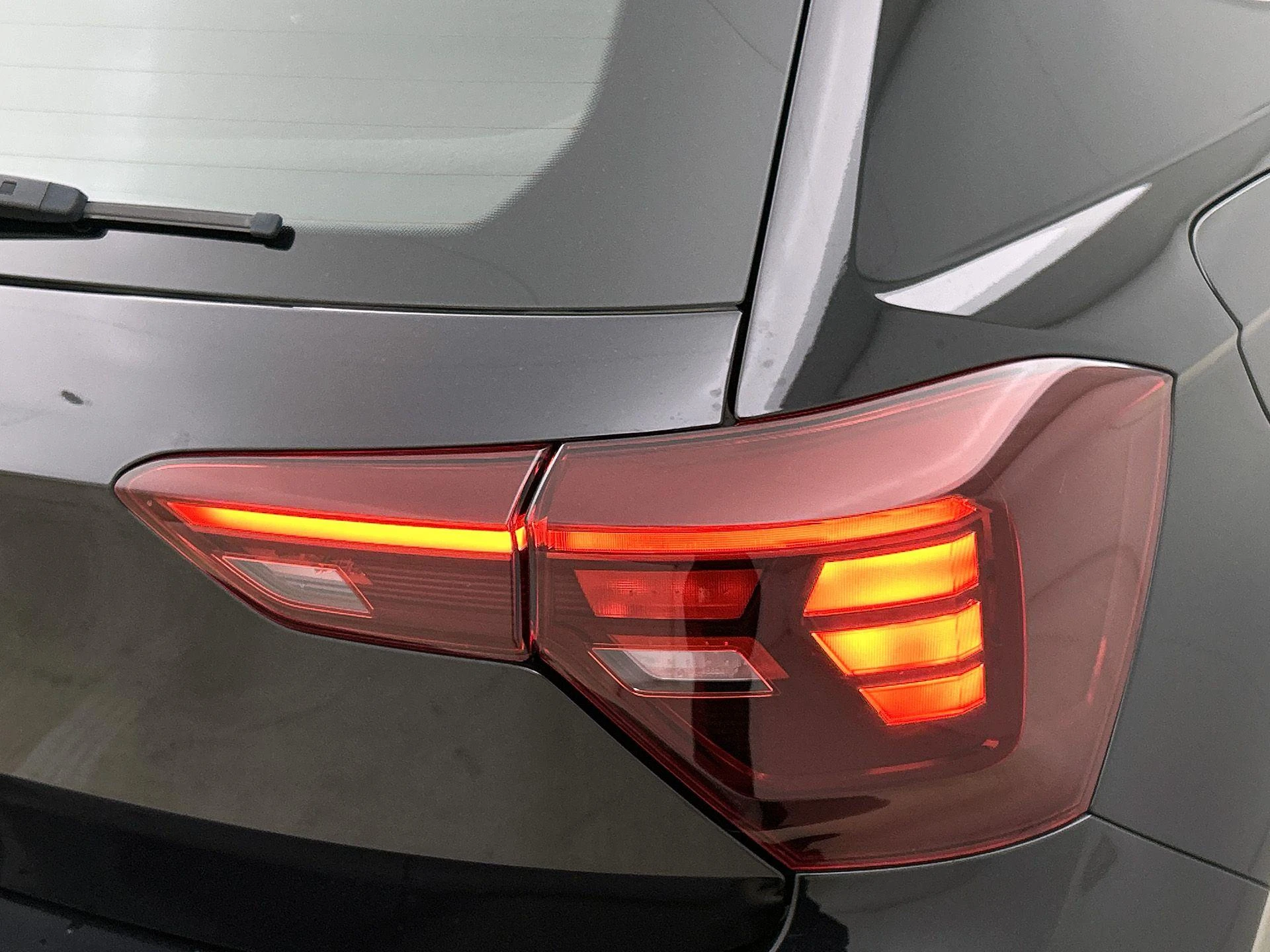 Volkswagen-Polo-image-14