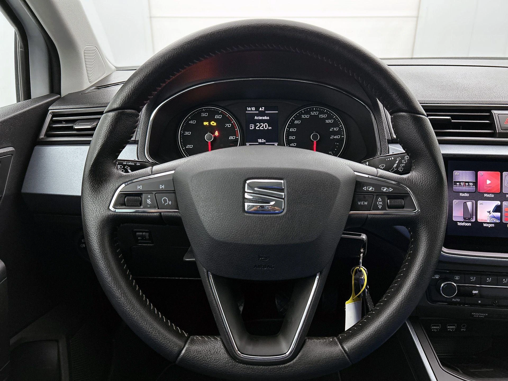 SEAT-Arona-image-30