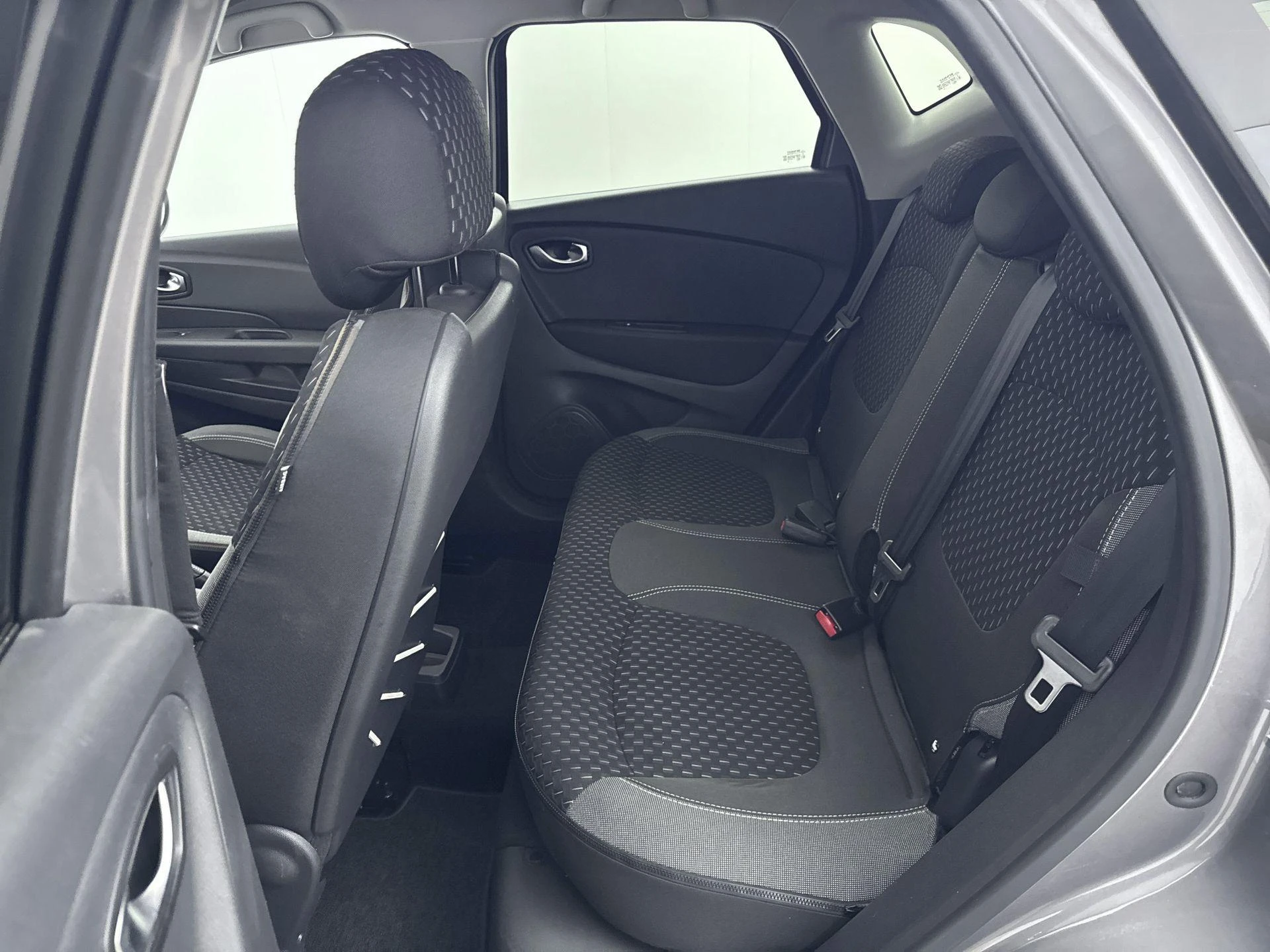Renault-Captur-image-25