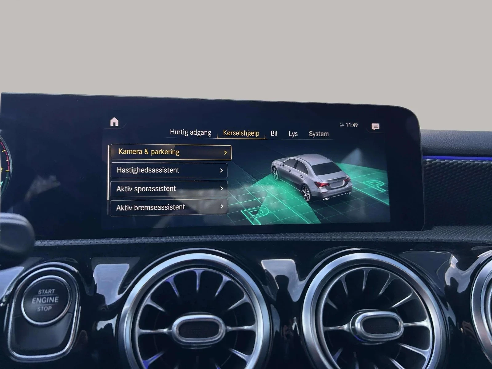 Mercedes-Benz-A-Klasse-image-18