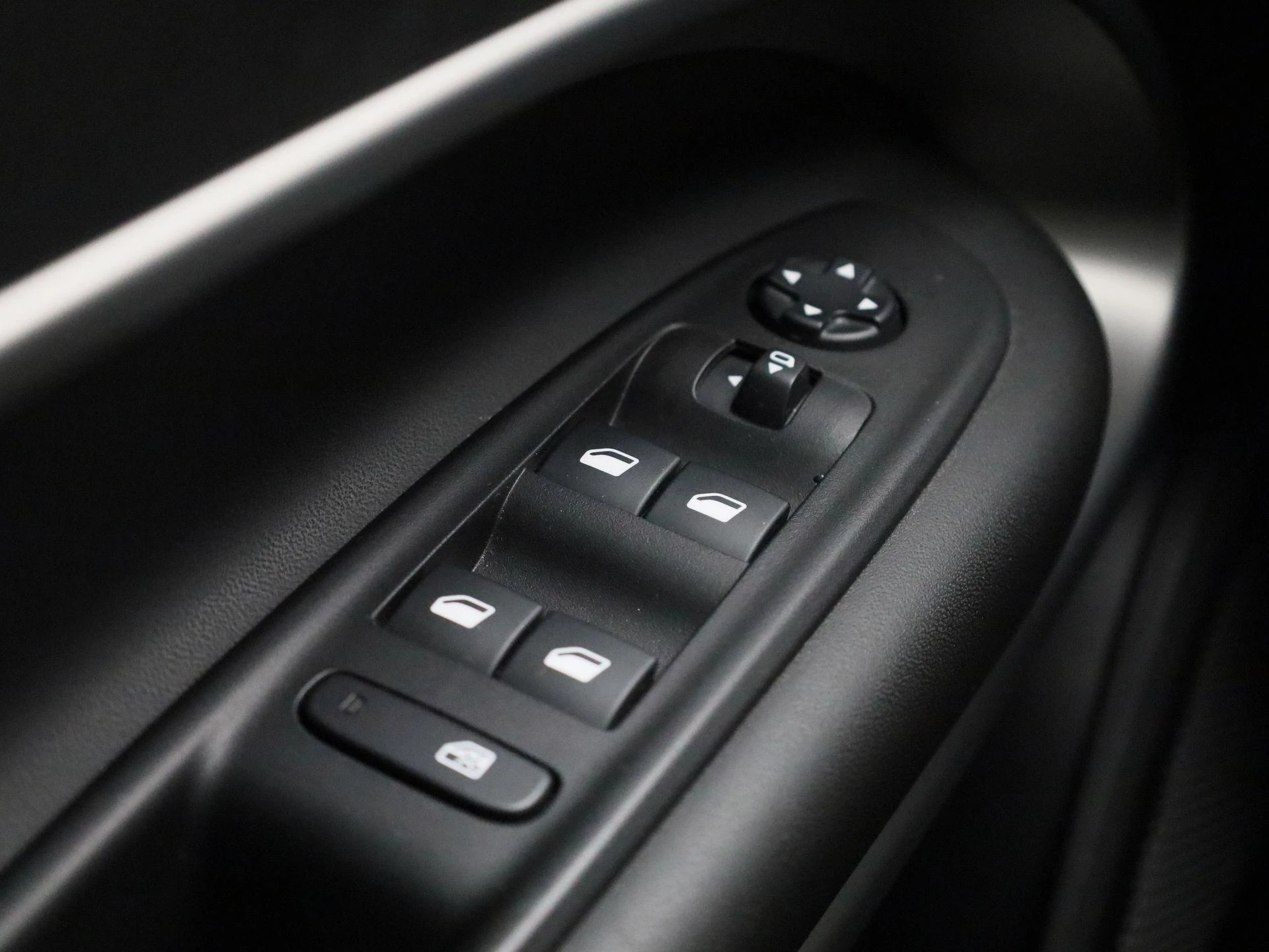 Jeep-Avenger-image-27