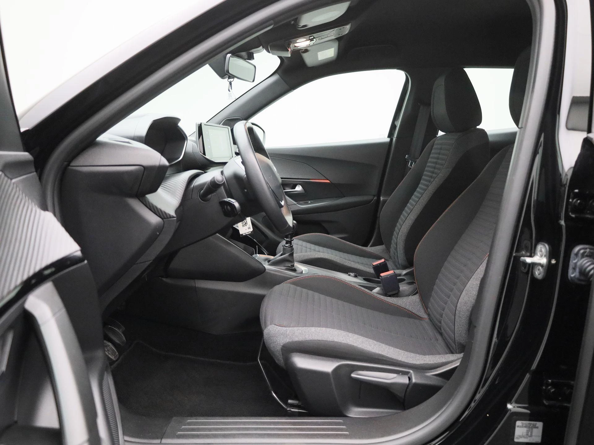 Peugeot-2008-image-10