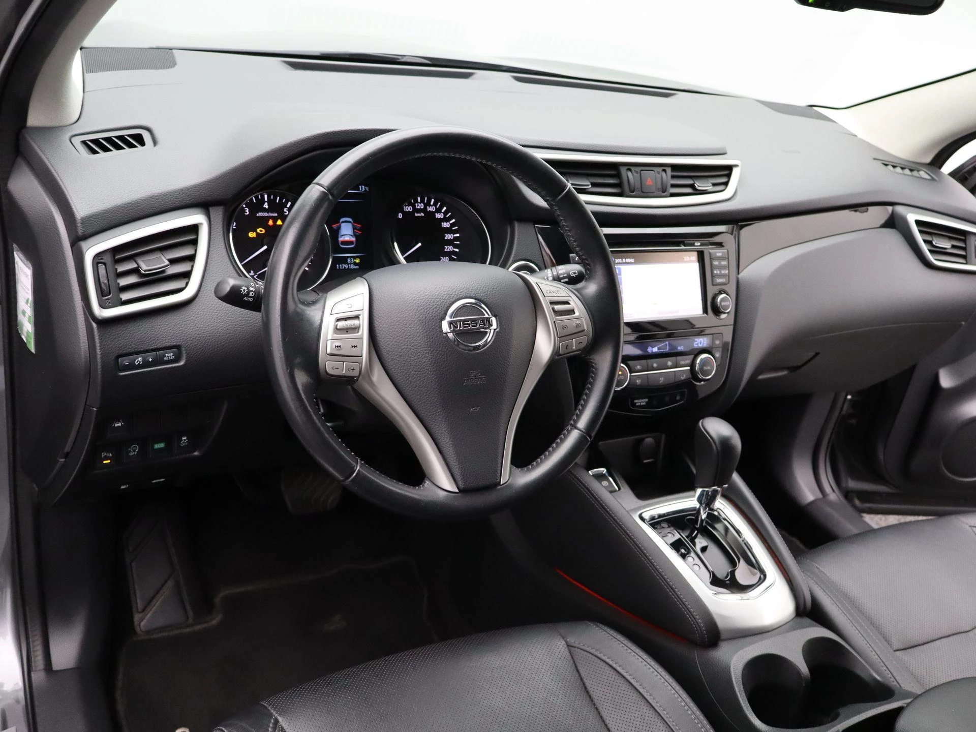 Nissan-QASHQAI-image-36