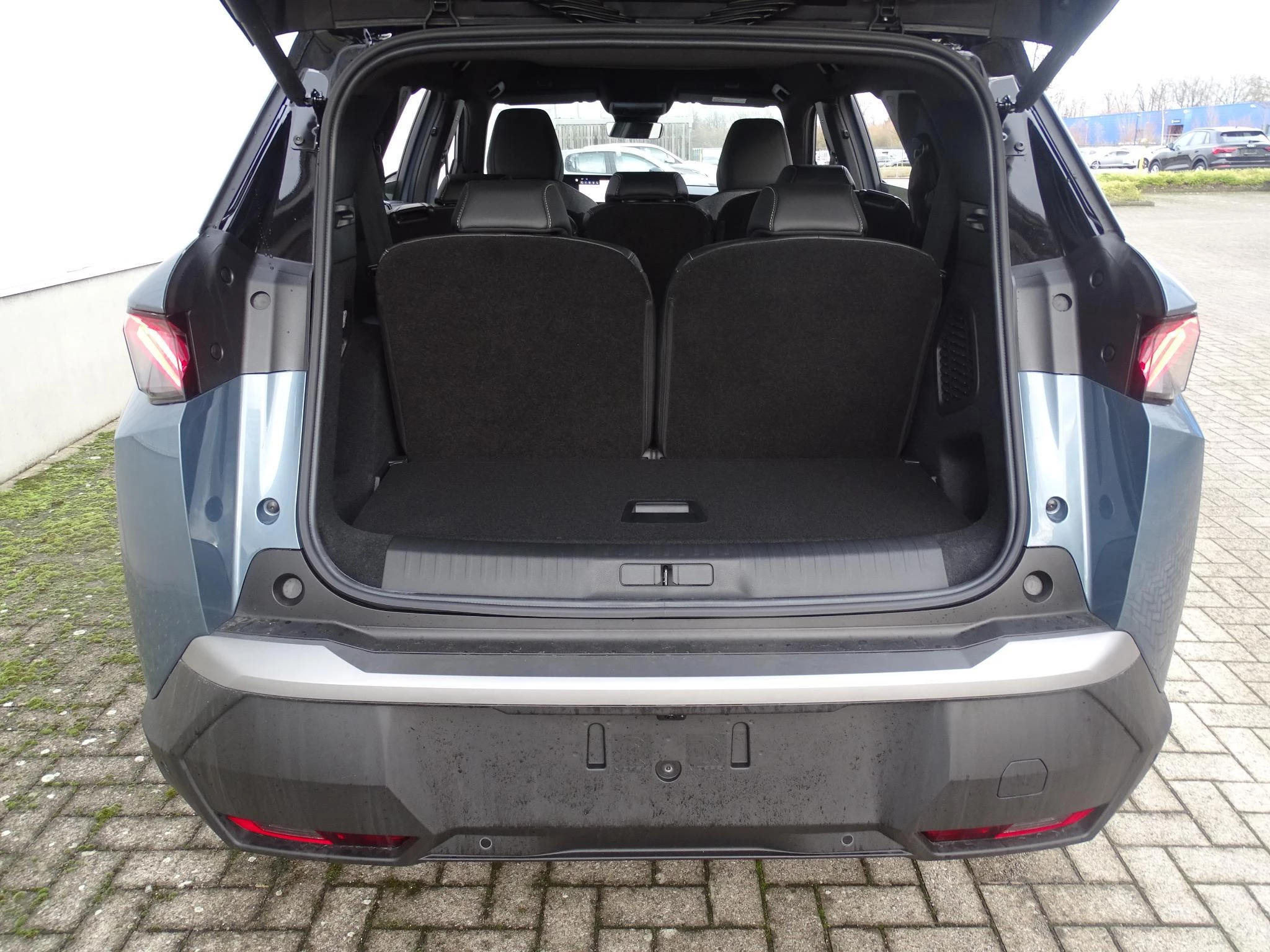 Peugeot 5008 1.2 HYBRID 145 GT +pano dak