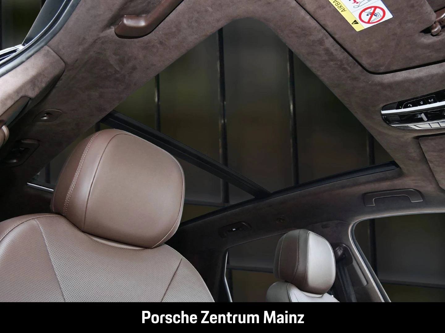 Porsche-Cayenne-image-21