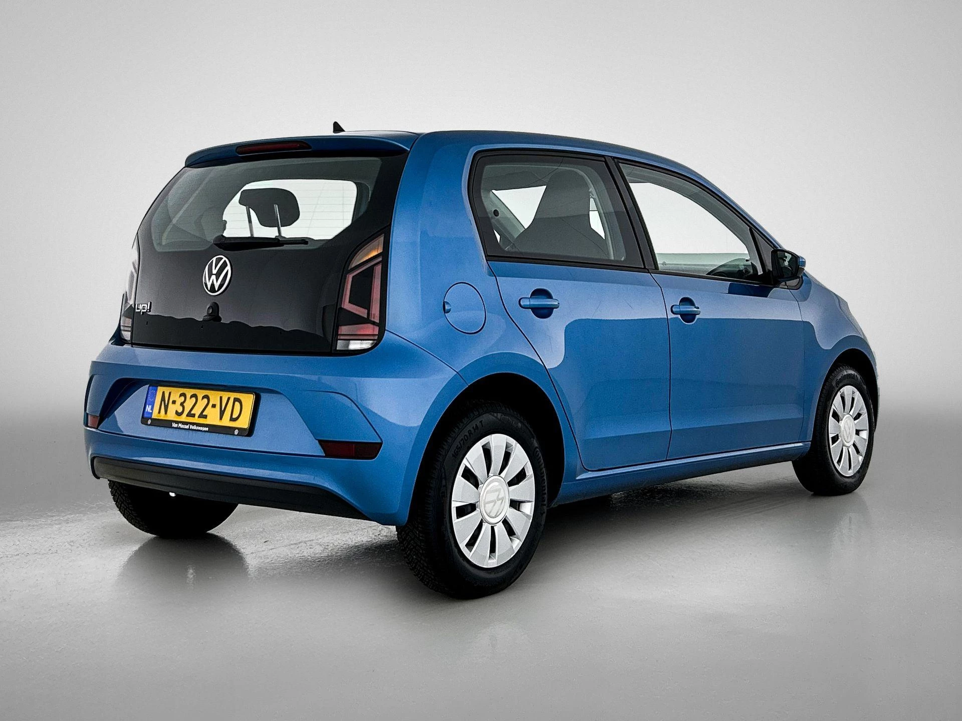 Volkswagen-up!-image-3