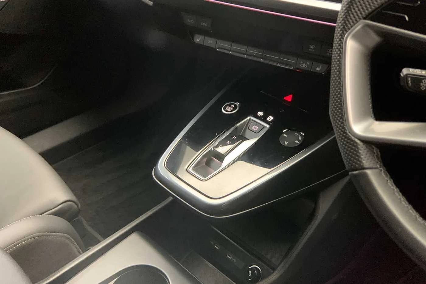 Audi-Q4 e-tron-image-7