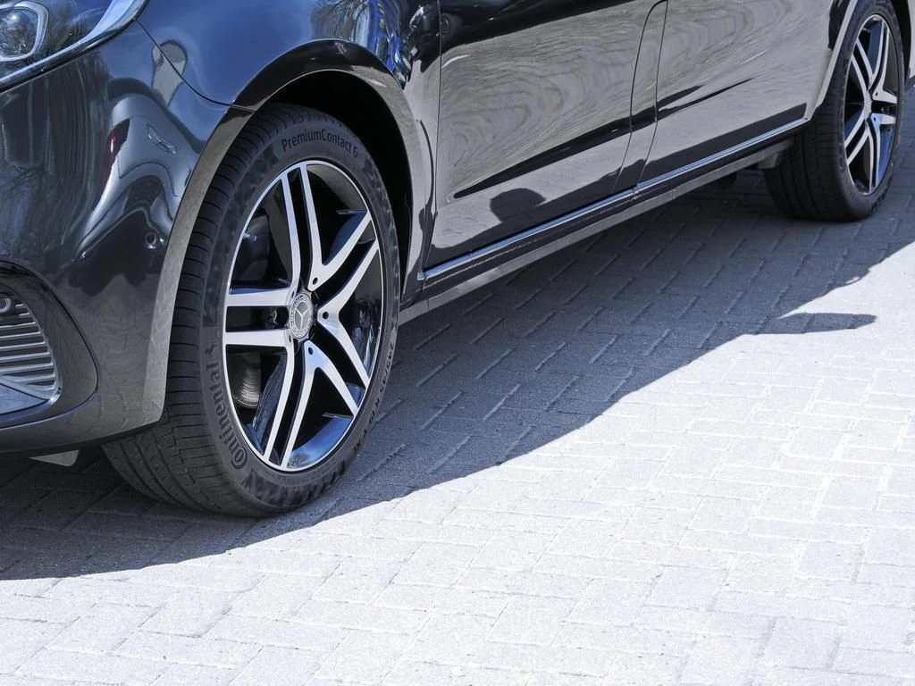 Mercedes-Benz-Marco Polo-image-5