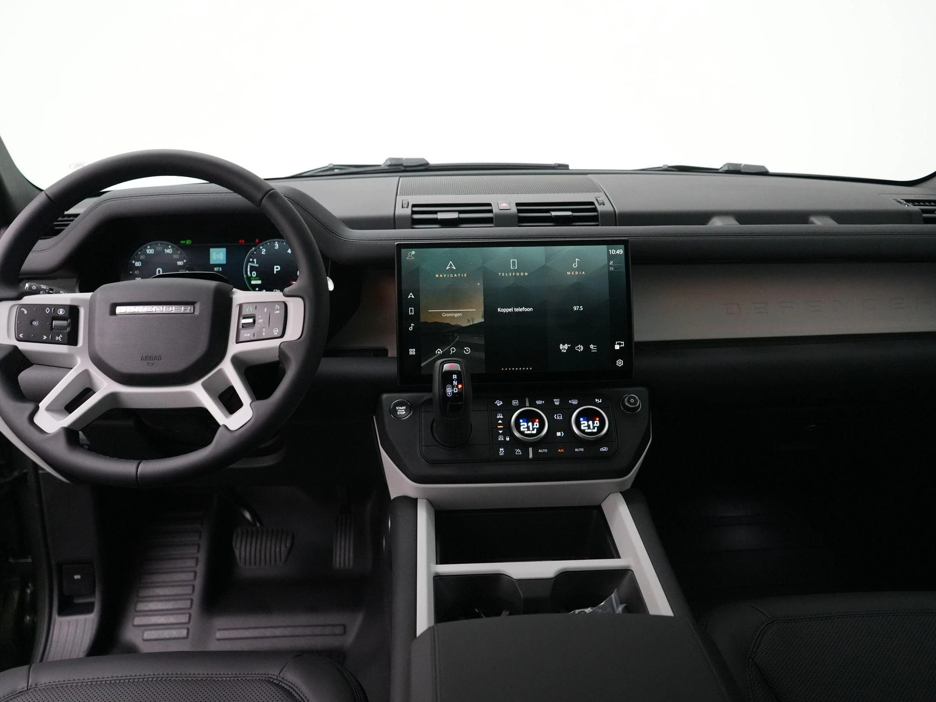 Land Rover-Defender-image-36
