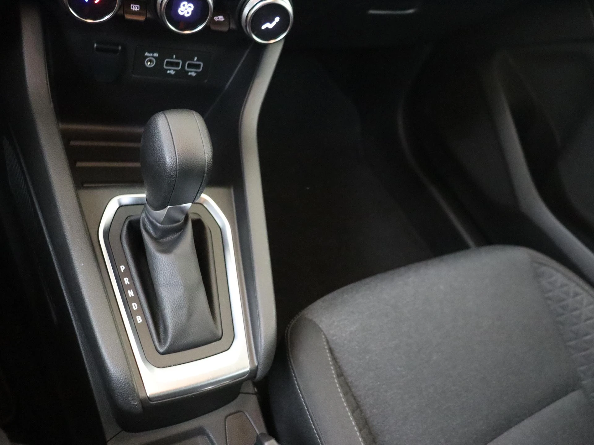 Renault-Clio-image-14