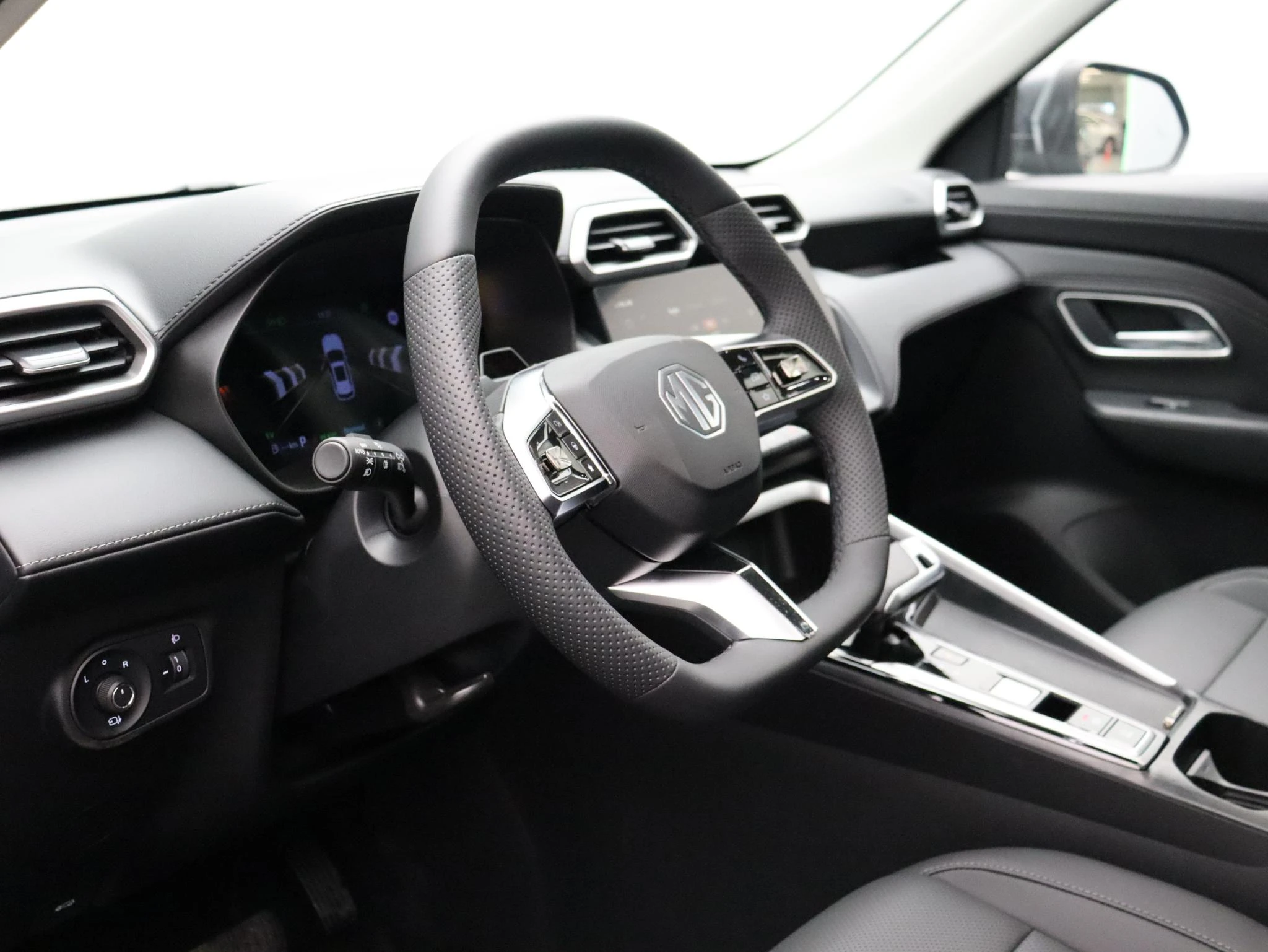 MG-ZS-image-10