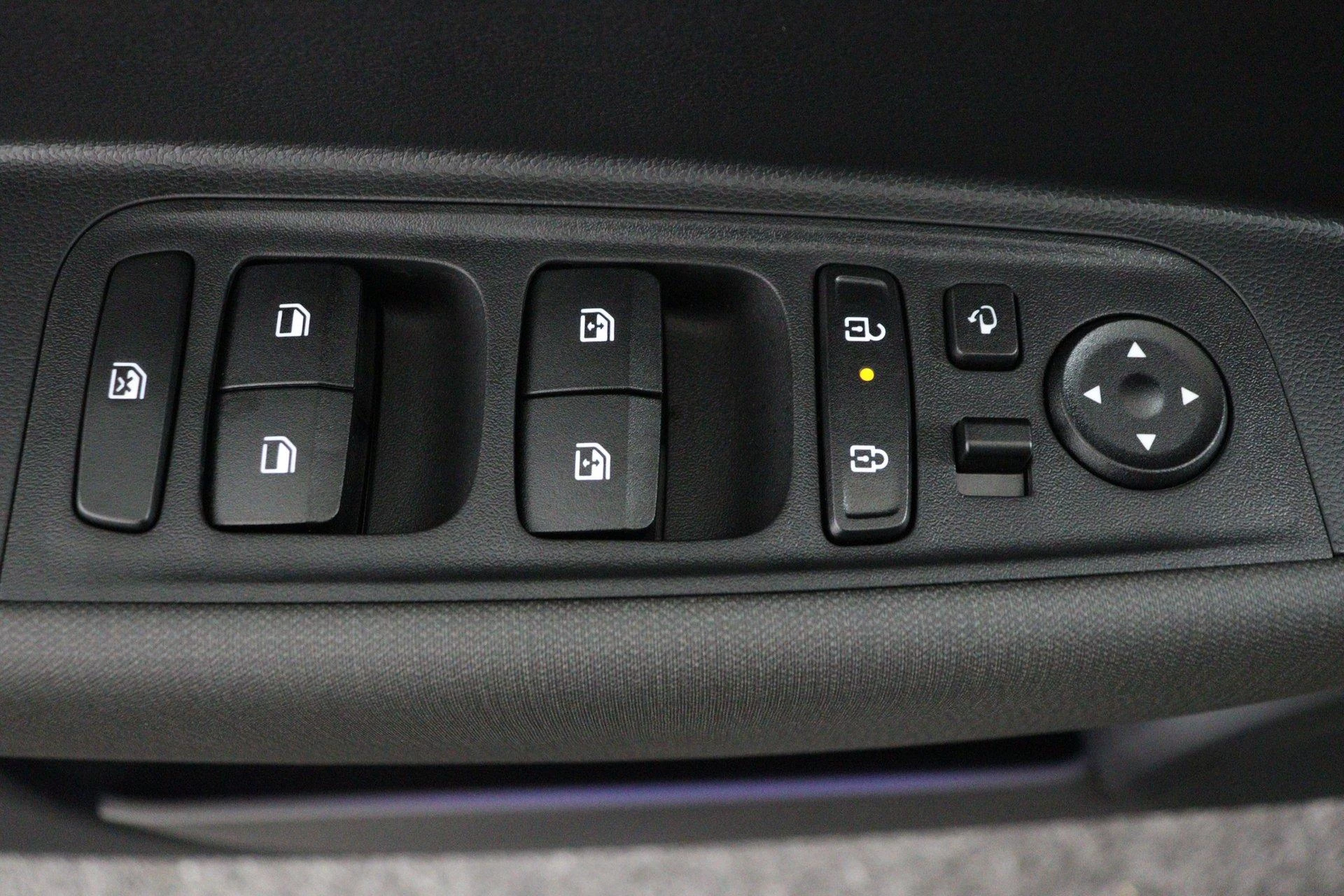 Hyundai-Inster-image-21