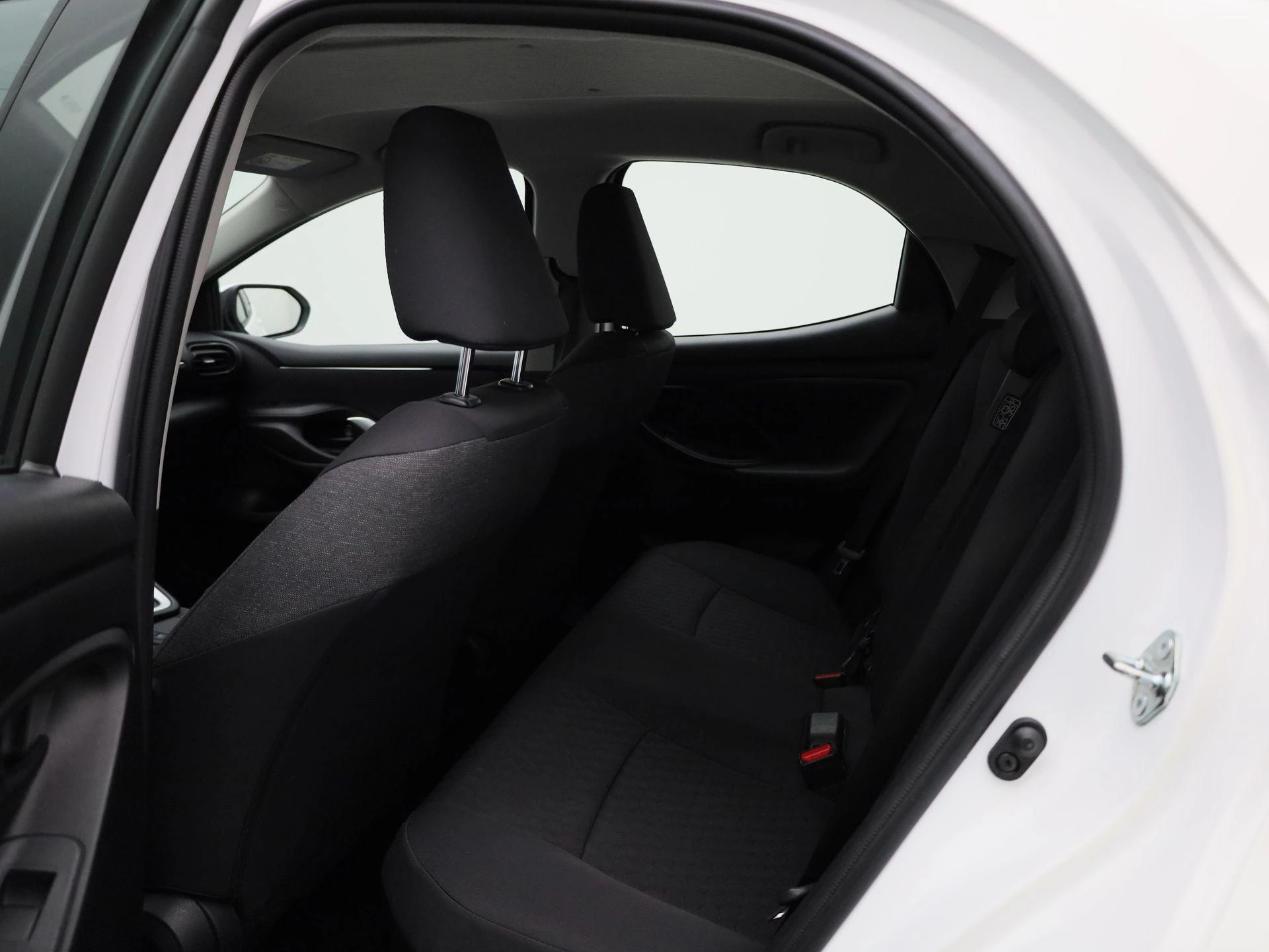 Mazda-2 Hybrid-image-10