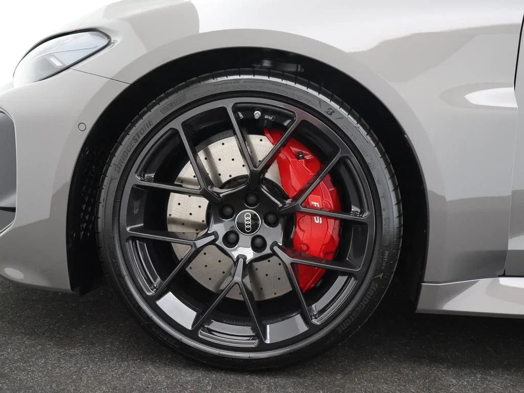 Audi-RS5-image-29