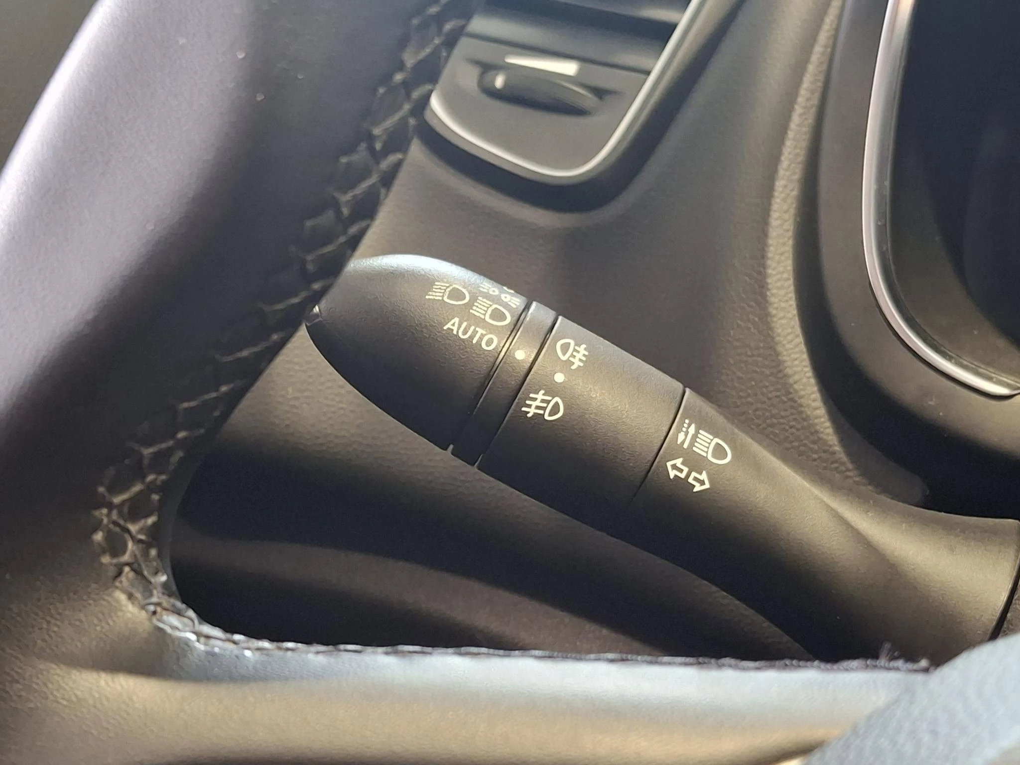 Renault-Grand Scénic-image-21