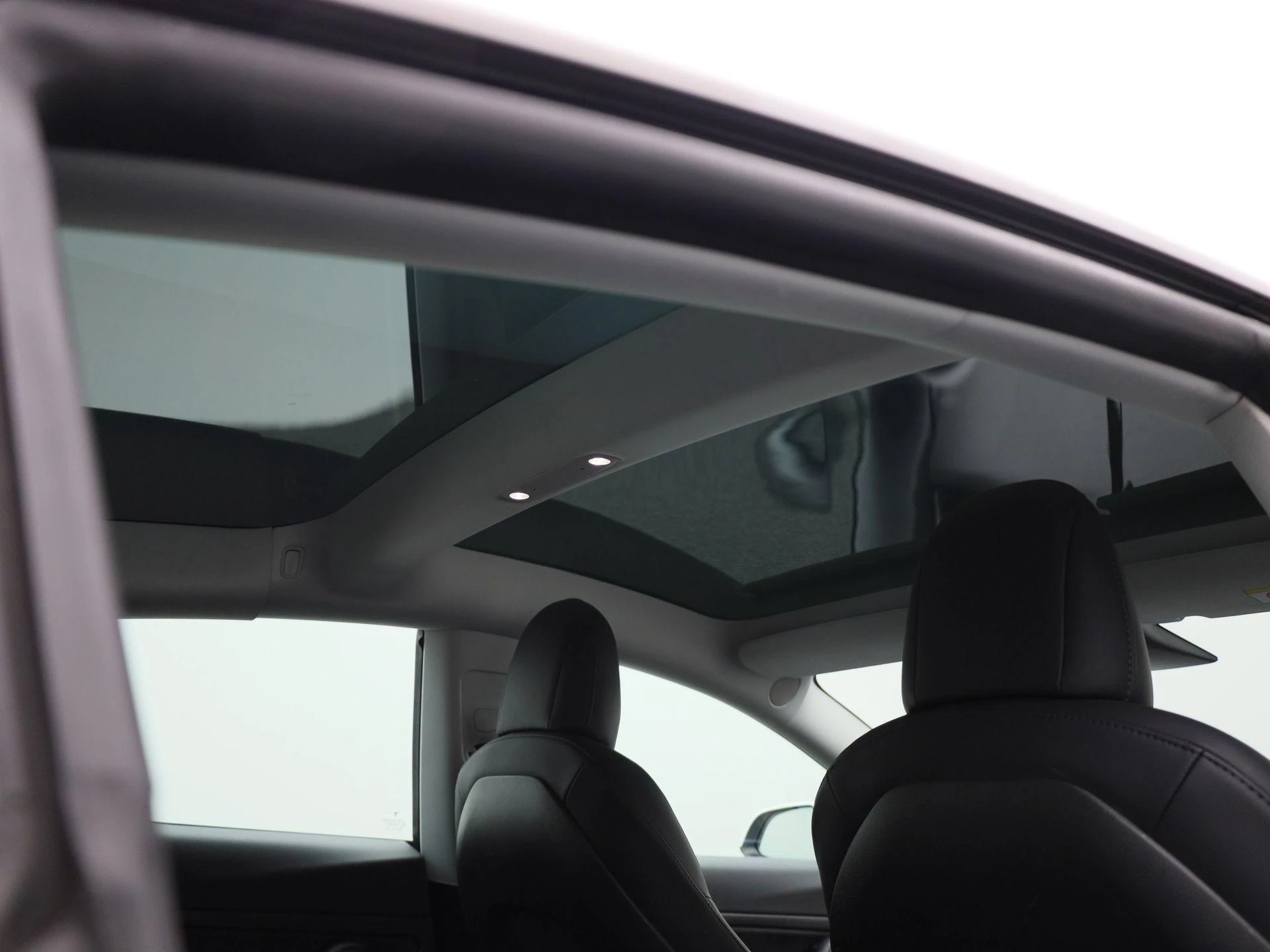 Tesla Model 3 Standard RWD Plus 60 kWh