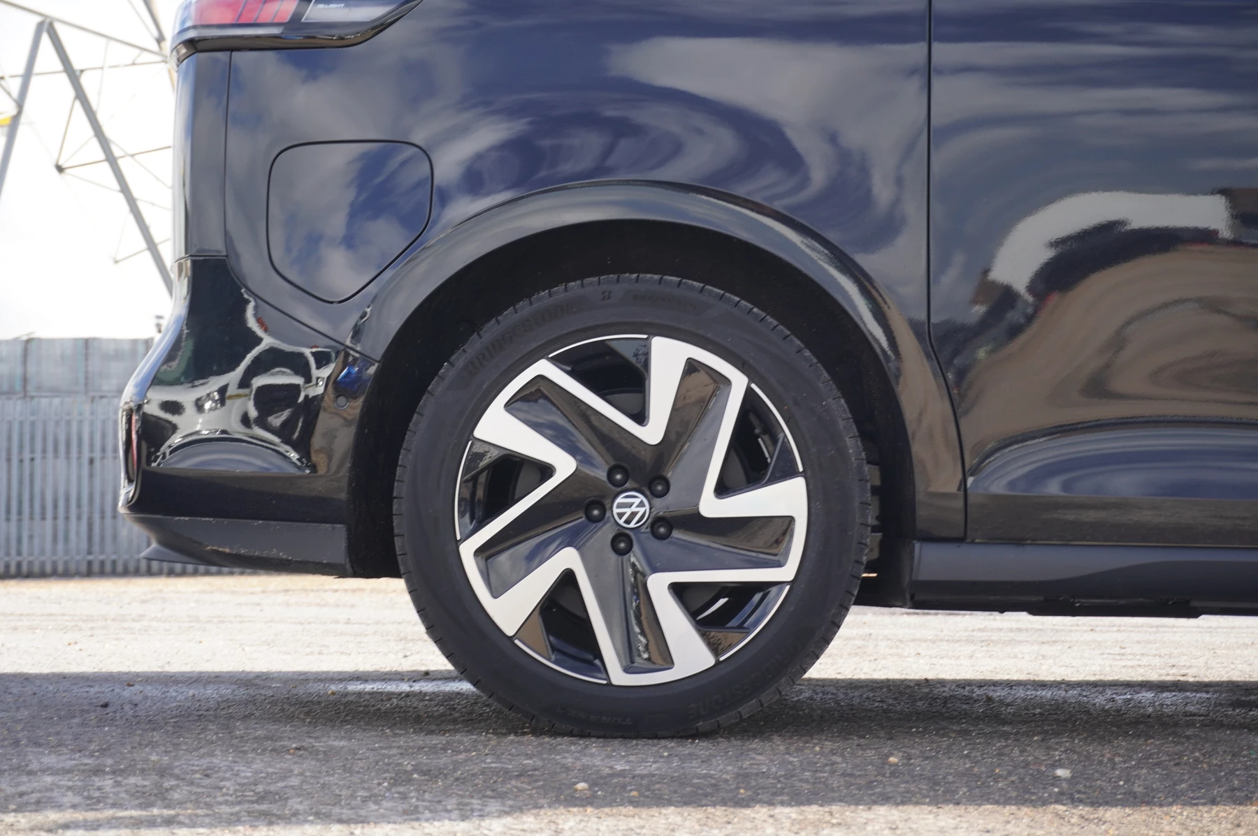 Volkswagen-ID. Buzz-image-21