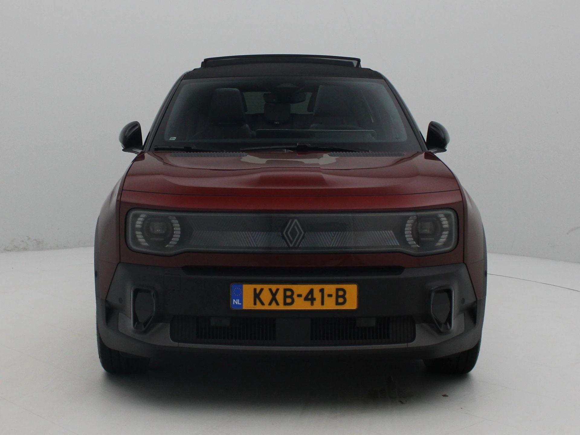 Renault-4-image-2