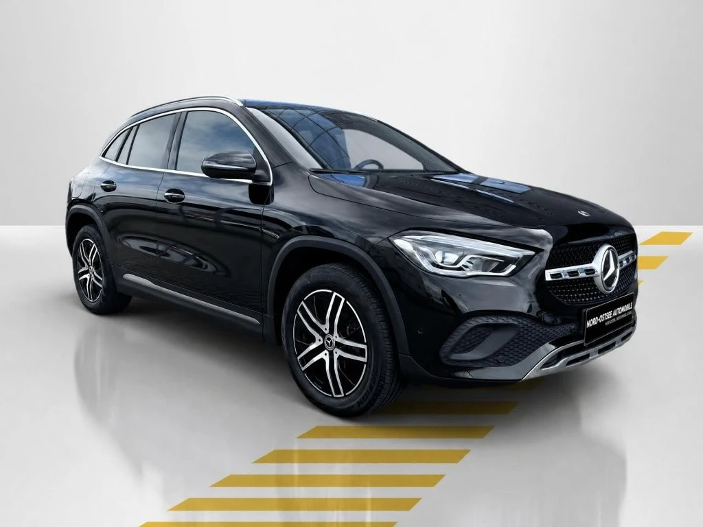 Mercedes-Benz-GLA 250 e-image-16