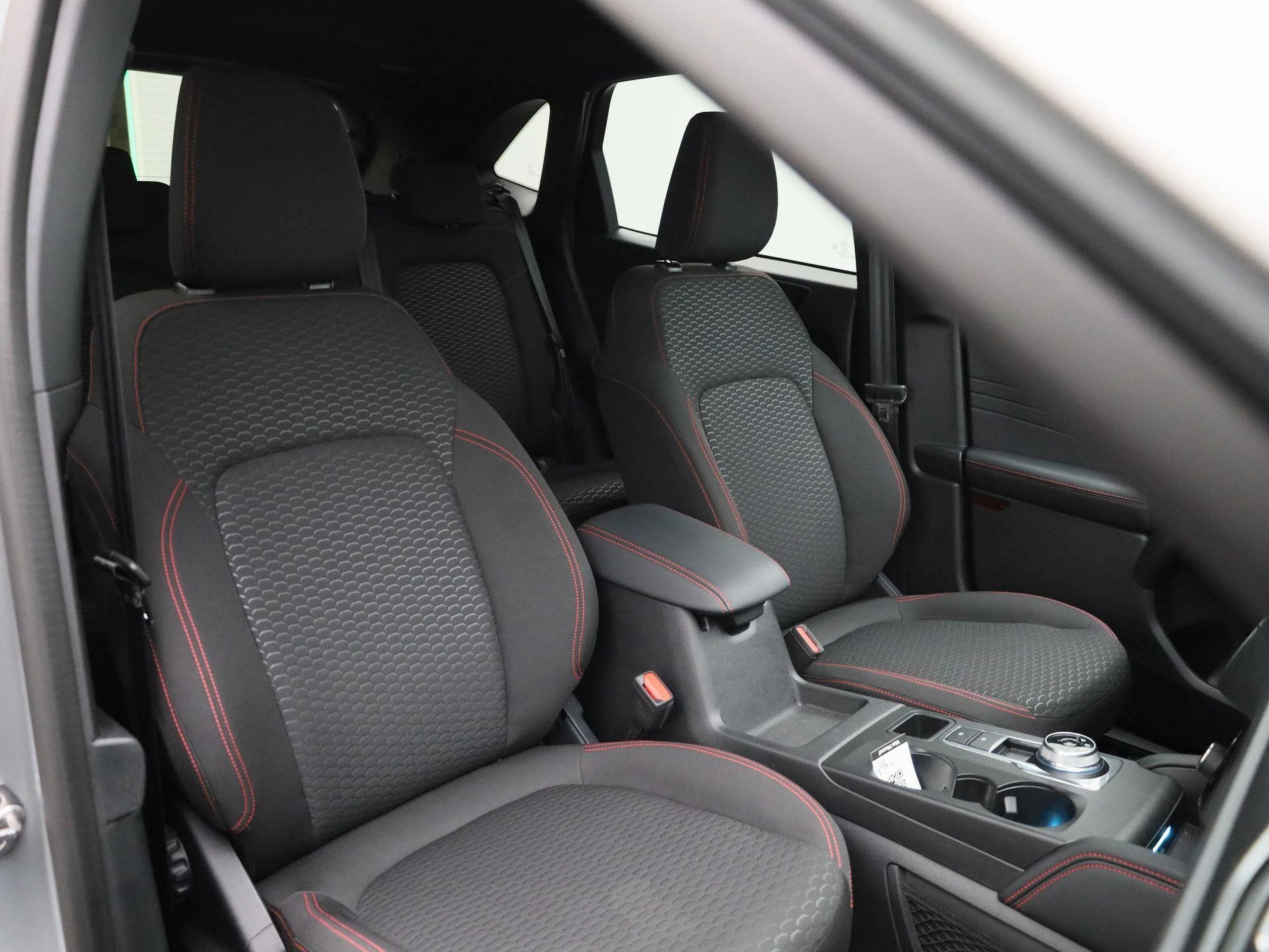 Ford-Kuga-image-35