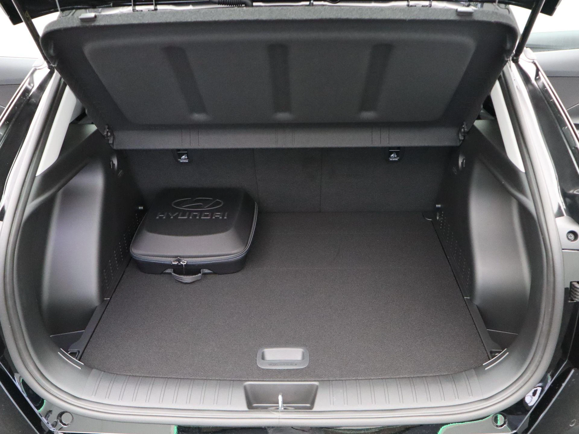 Hyundai-Kona-image-30