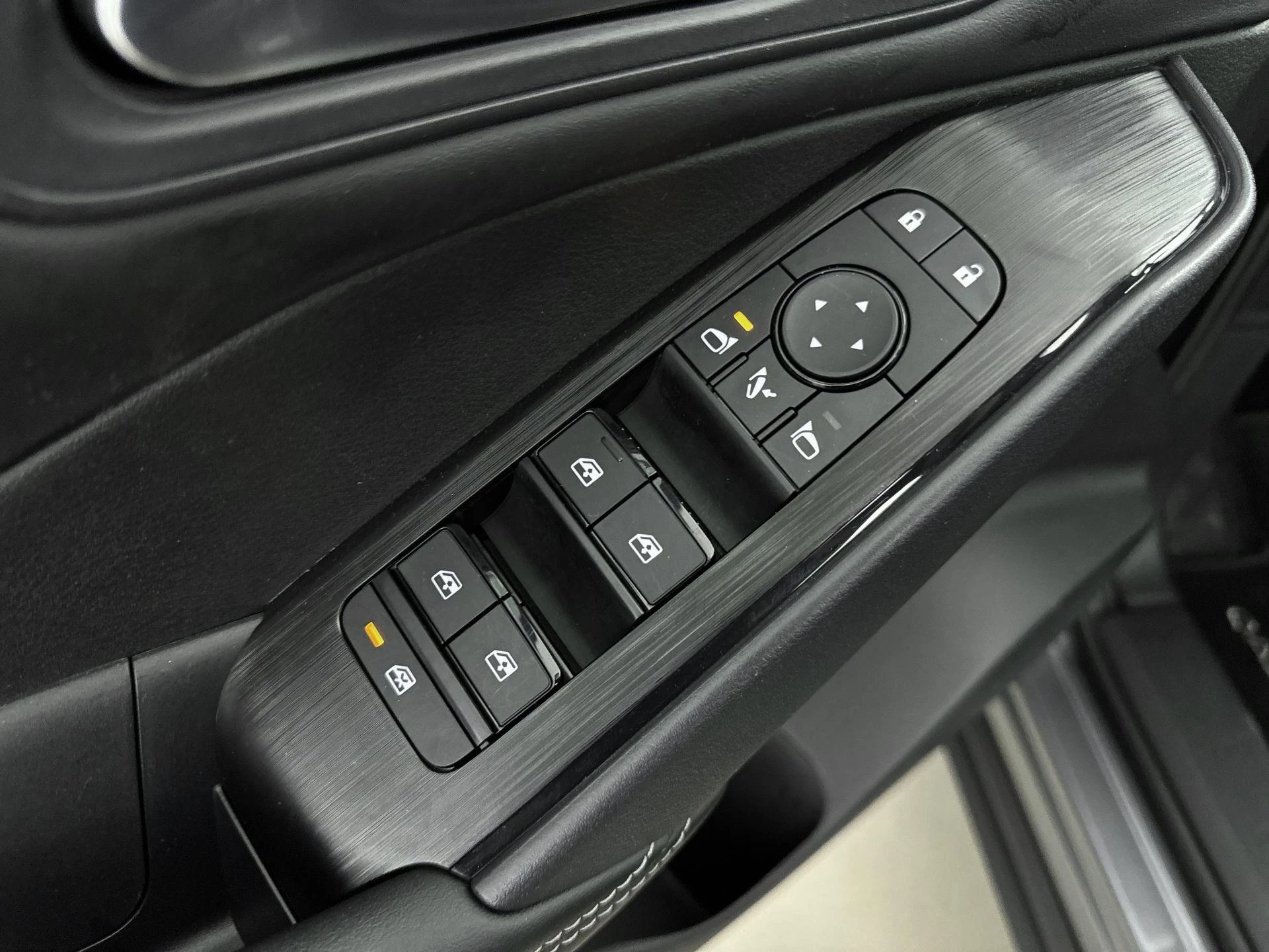 Nissan-QASHQAI-image-13