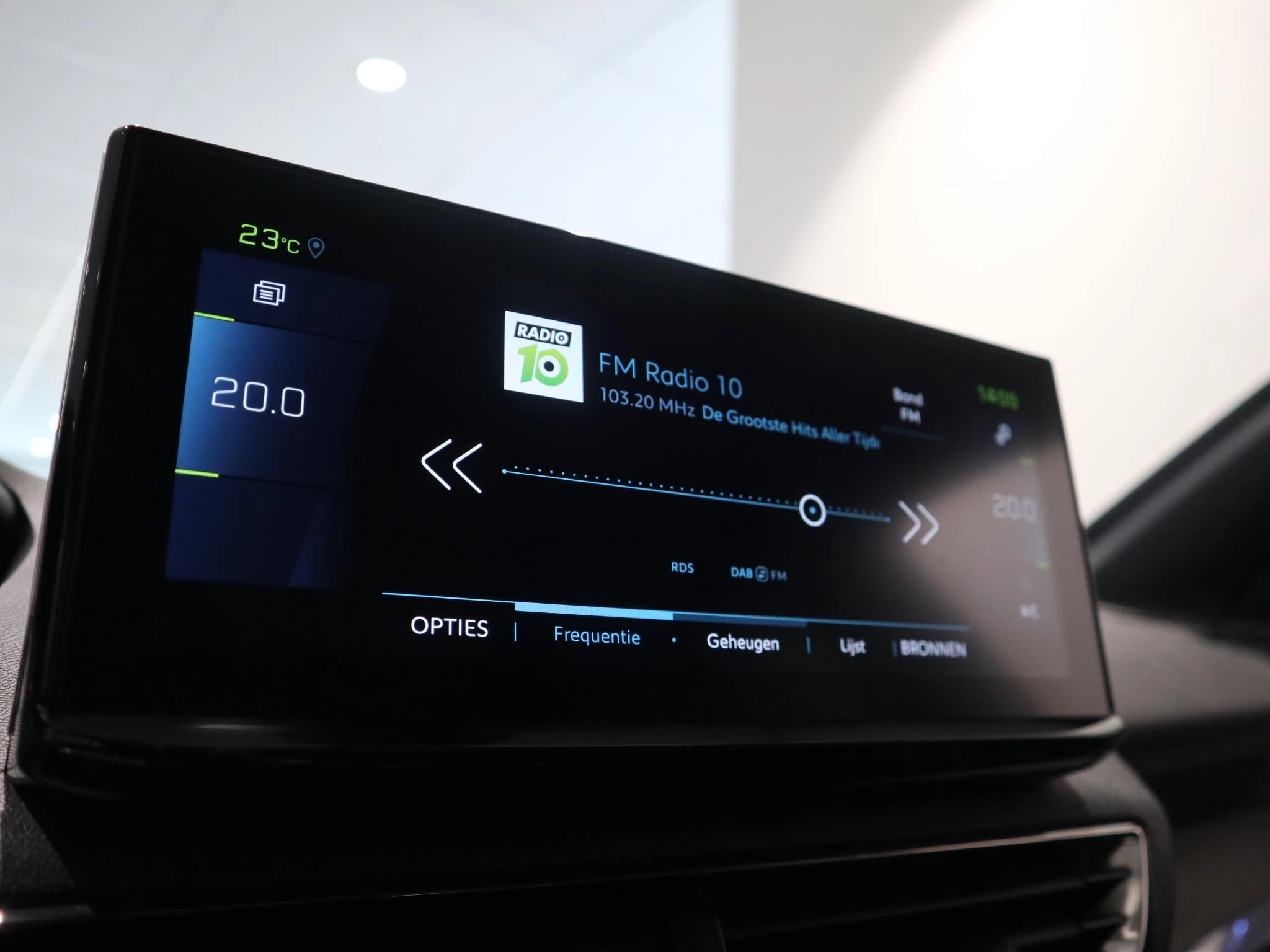 Peugeot-3008-image-13