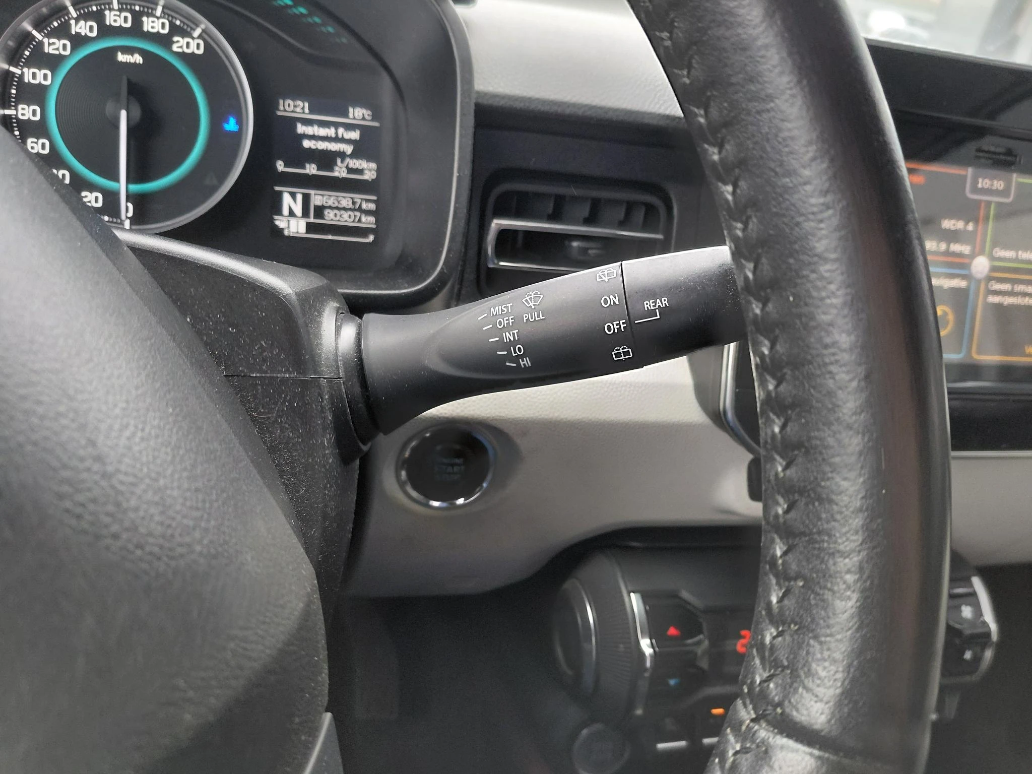 Suzuki-Ignis-image-18